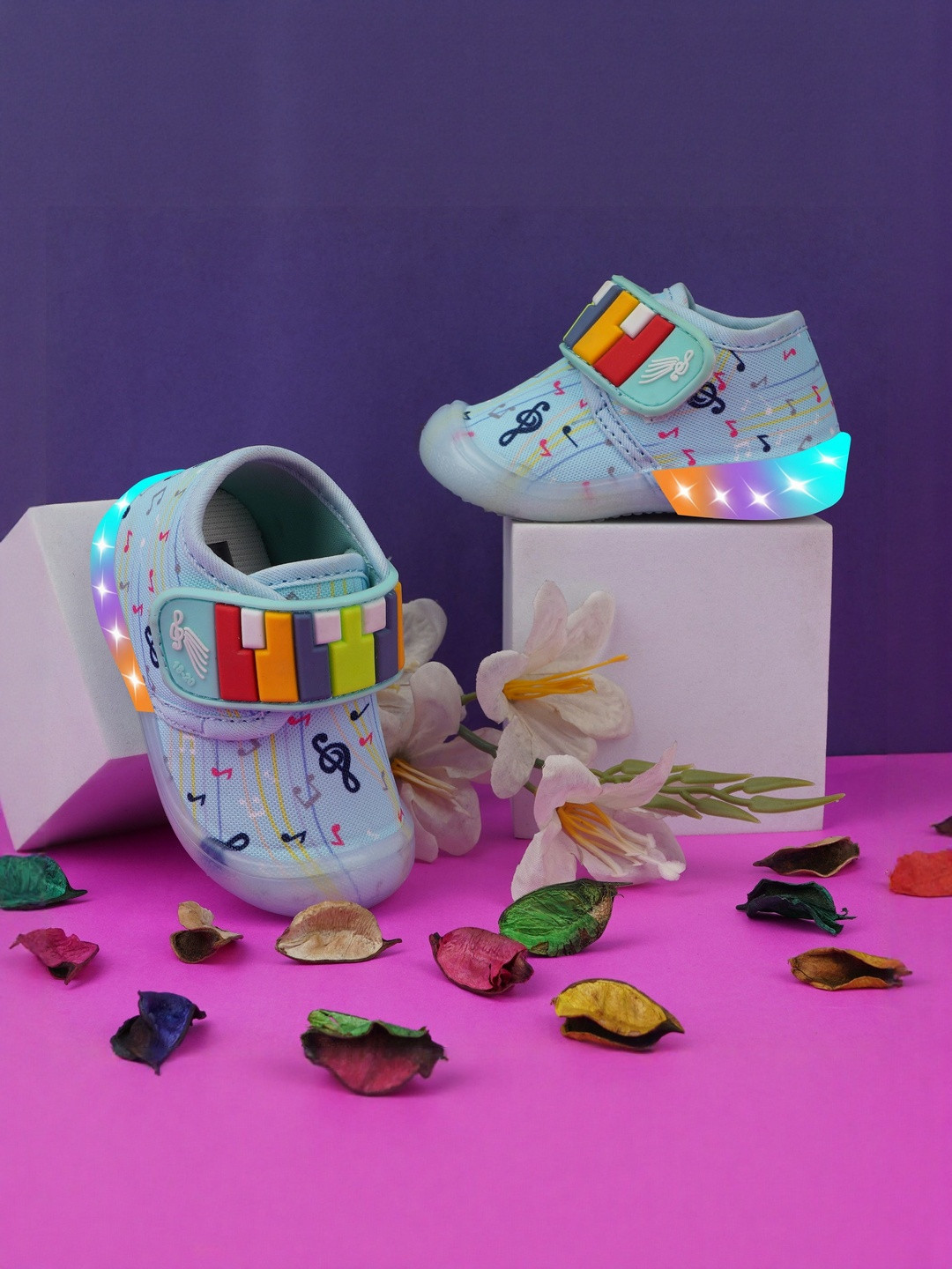 LNG Lifestyle Kids Printed Slip-On Sneakers