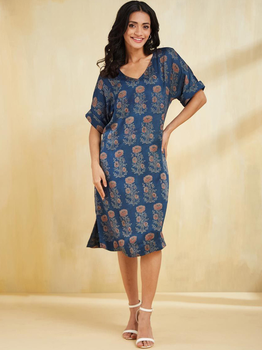 Fabindia Women Navy Blue Printed V-Neck Elbow Sleeves Shift Dress