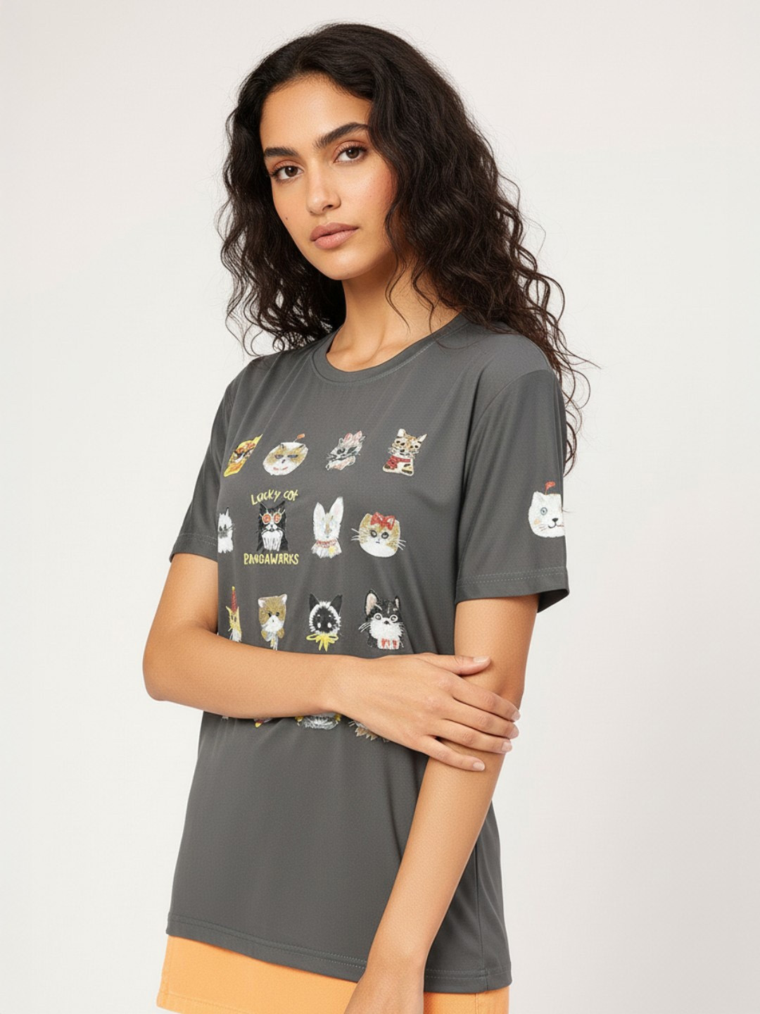 DressBerry Bold Babe Basics Printed Tee