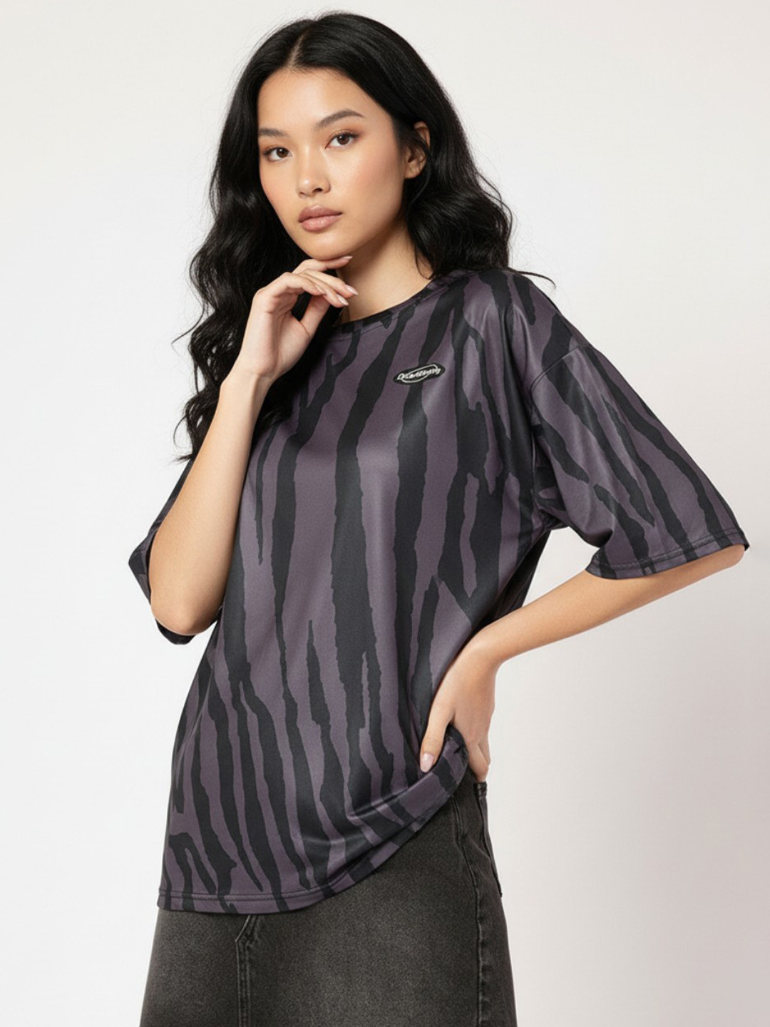 DressBerry Vibe Check Printed Oversized T-shirt