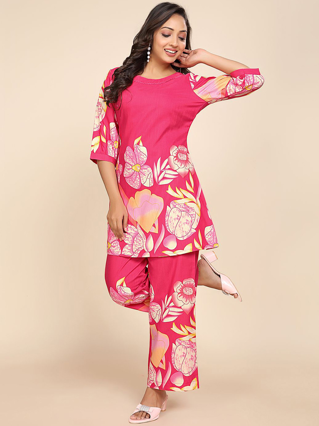 Maheshwar Floral Printed Round Neck Tunic & Palazzos