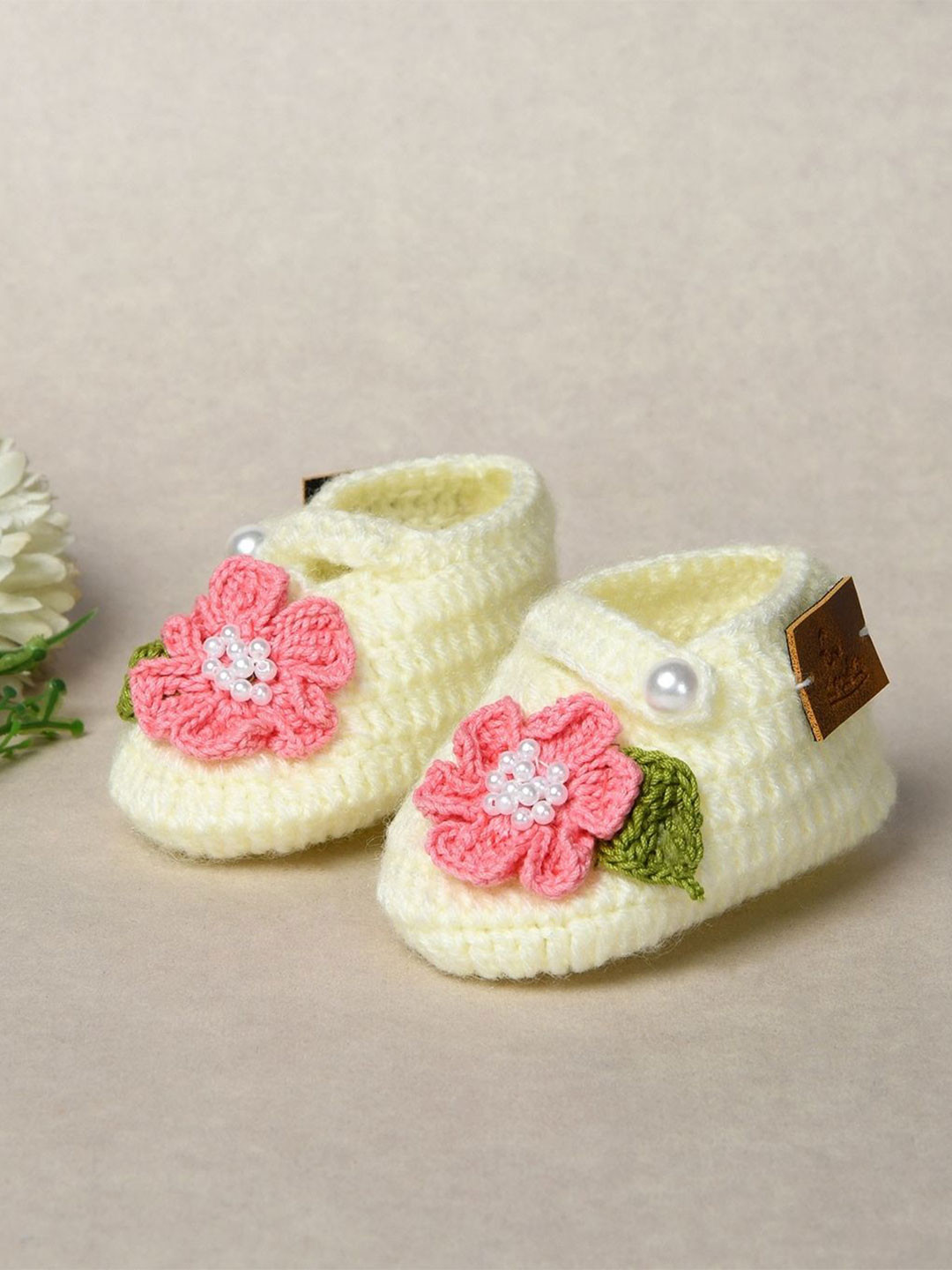 FUNKRAFTS Girls Crochet Pure Wool Booties