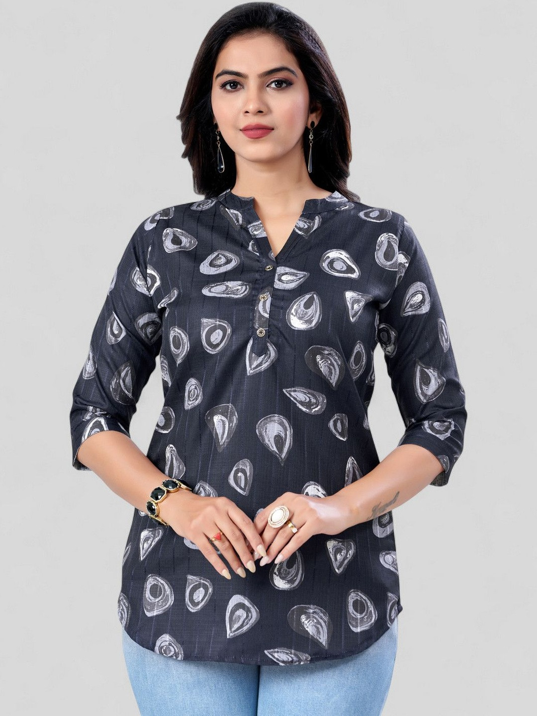 Saree Swarg Print Mandarin Collar Top