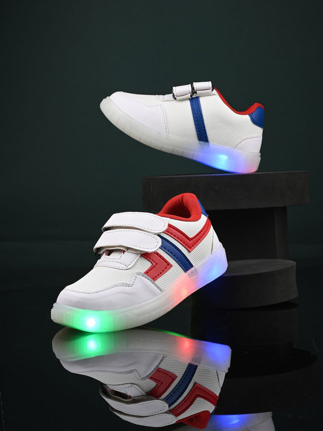 STEFENS Kids Colourblocked Sneakers with LED Detail