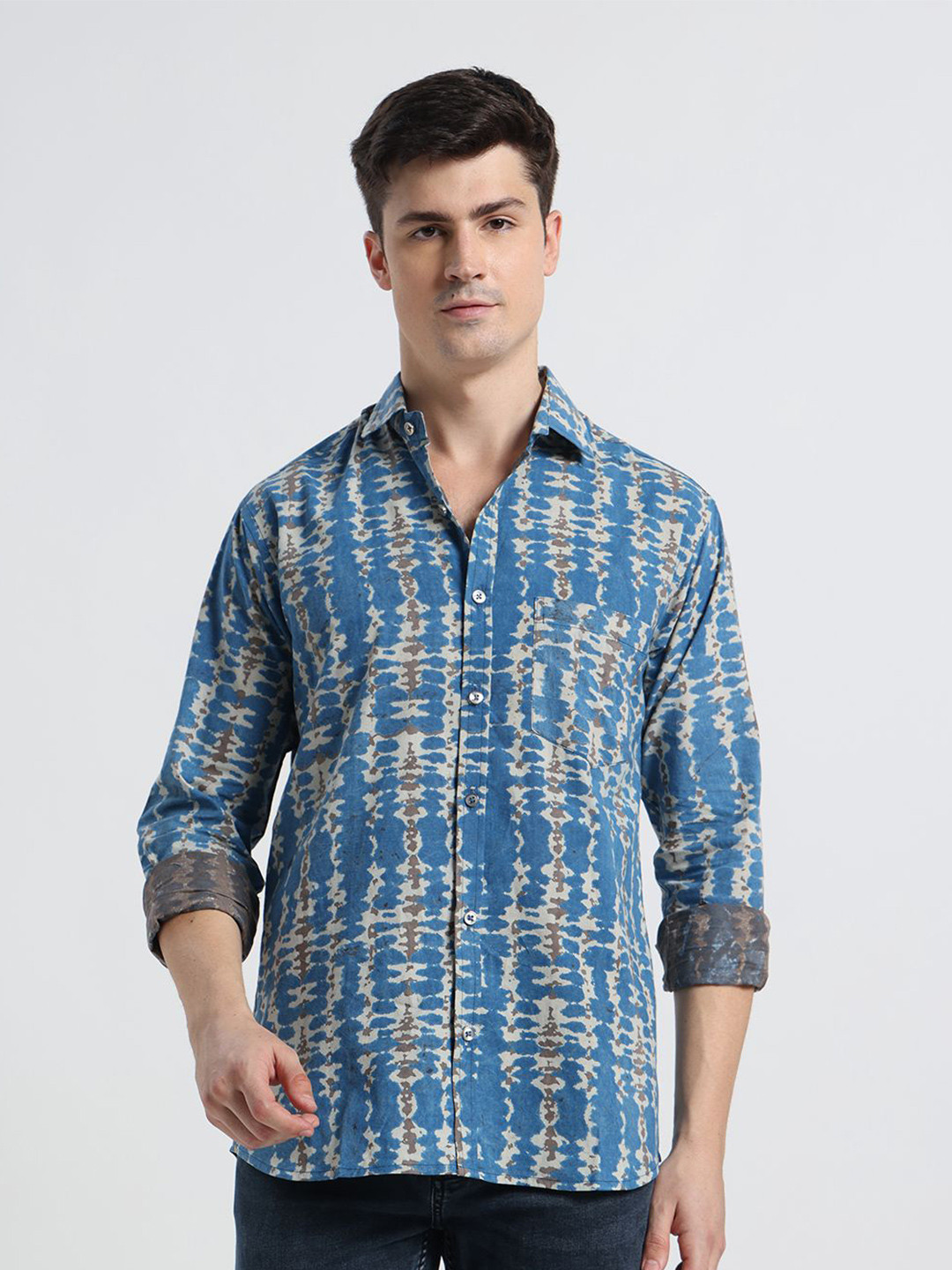 DIYAASH BY AKASH Men Relaxed Fit Abstract Printed Spread Collar Pure Cotton Casual Shirt