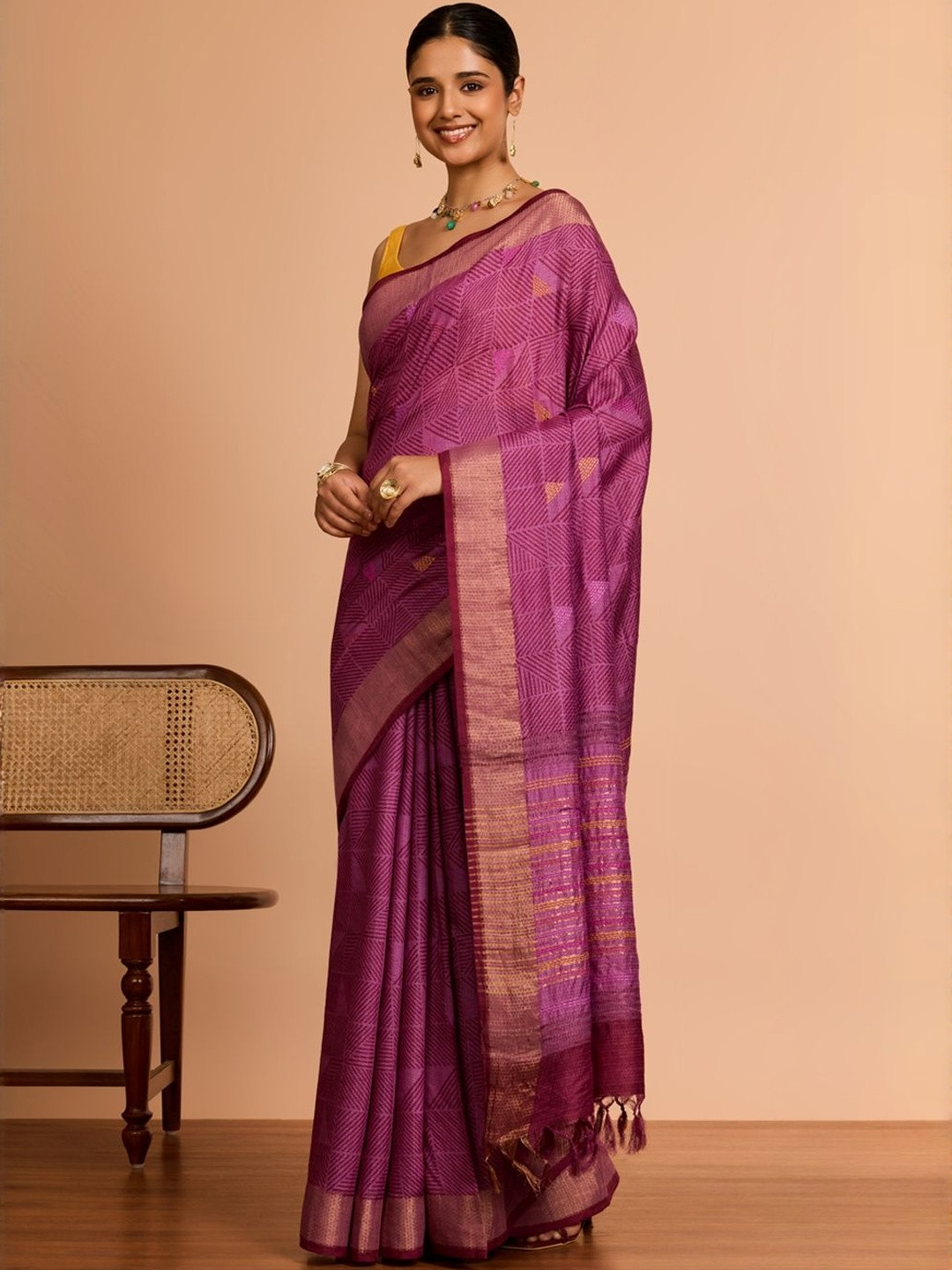 Taneira Woven Design Kantha Work Saree  With Blouse Piece