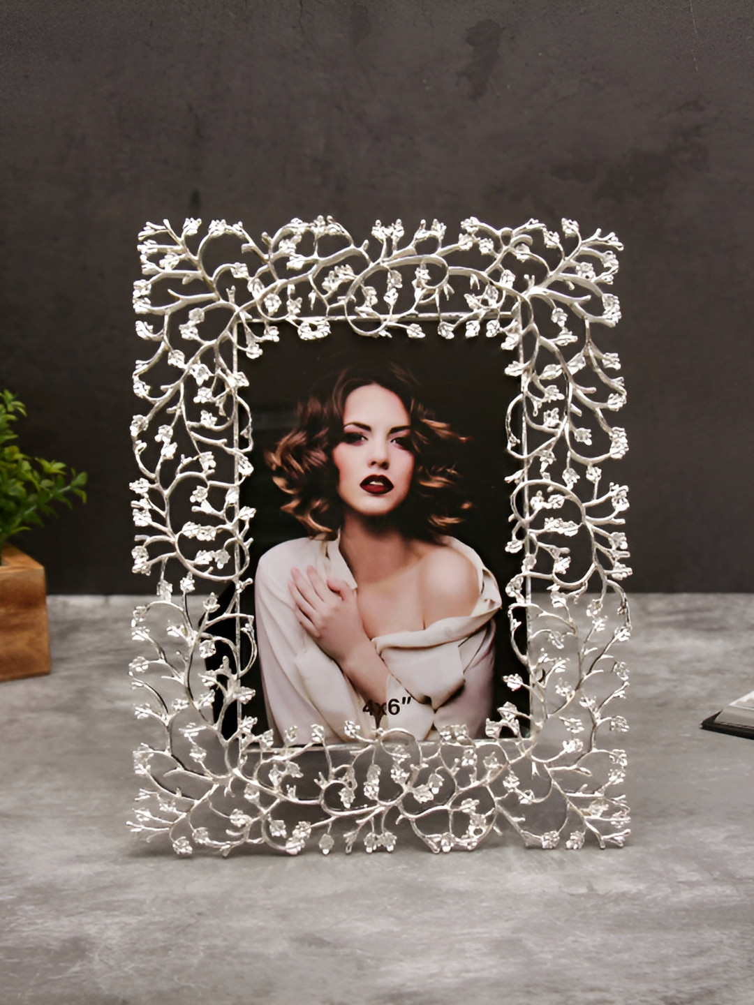peppy little things Silver-Toned Metal Table Photo Frames