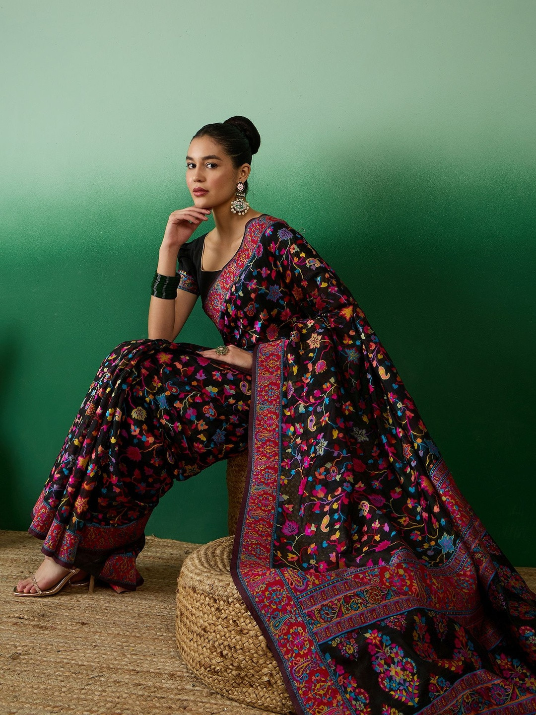 Sangria Floral Printed Thread Work Pashmina Silk Jamdani Saree