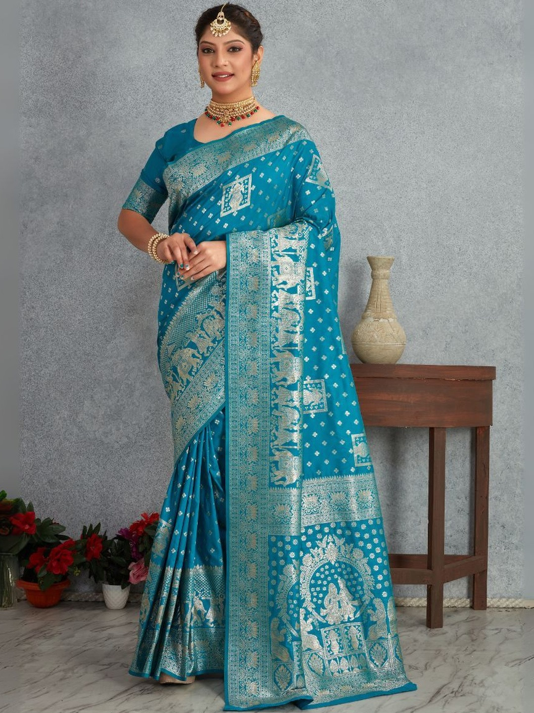 PEACH PIPER Woven Design Ethnic Motifs Zari Banarasi Saree