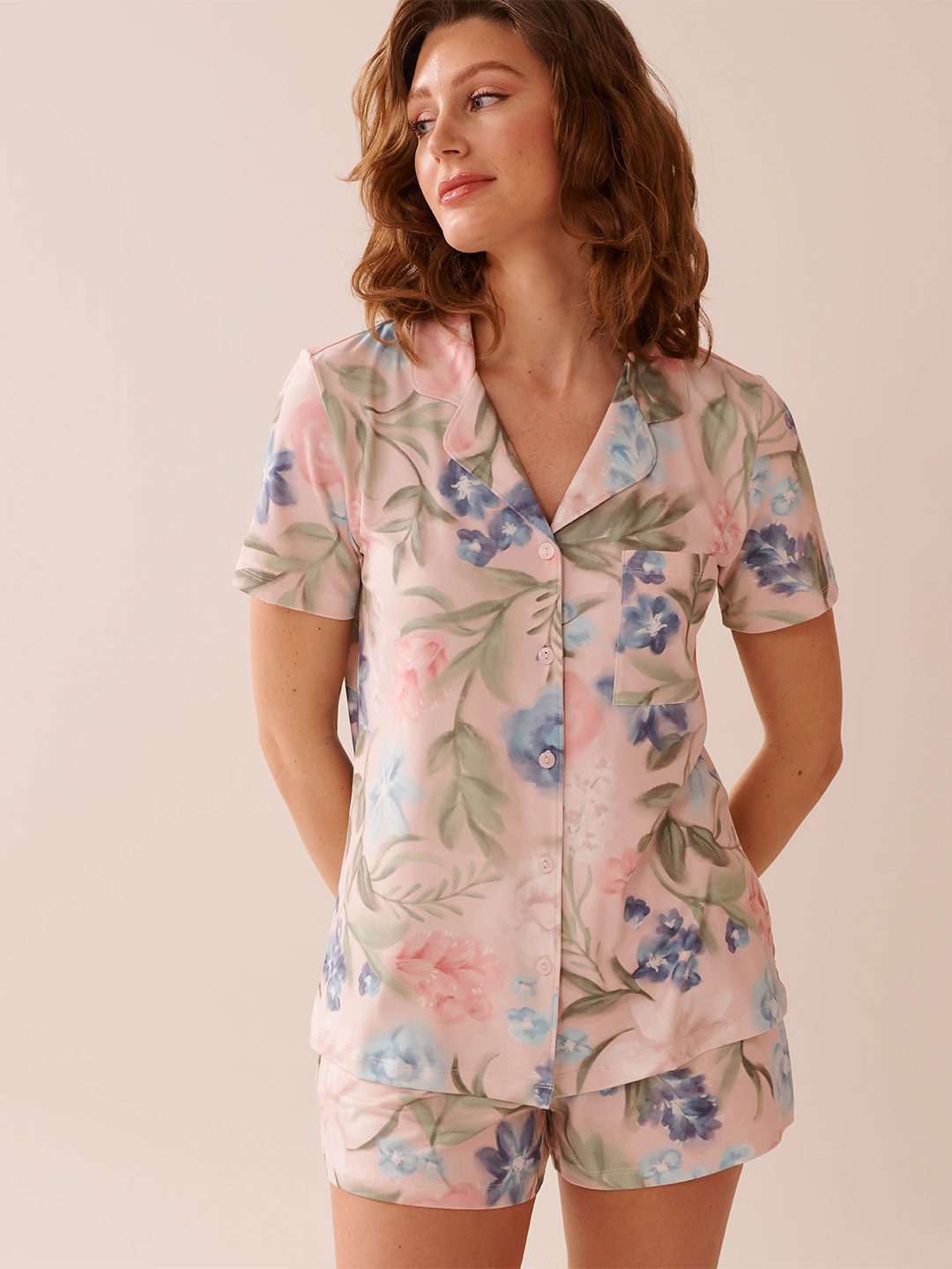 La Vie en Rose Women Floral Printed Notched Lapel Collar Neck Button-Down Shirt