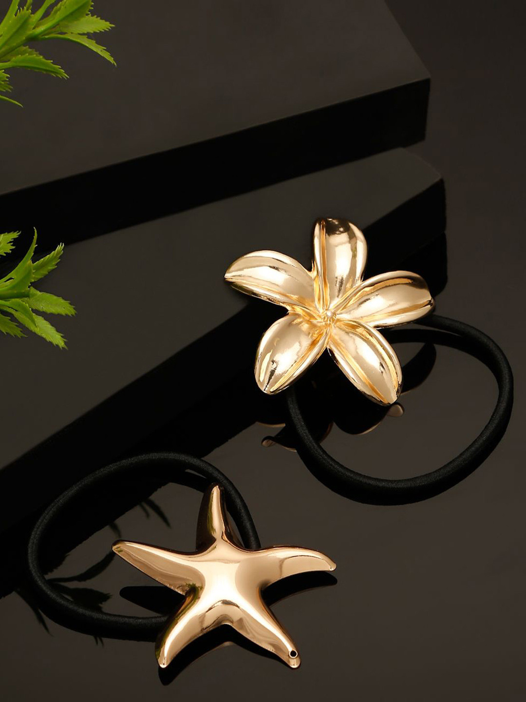 Stoln Women Set of 2 Flower shaped Ponytail Holders