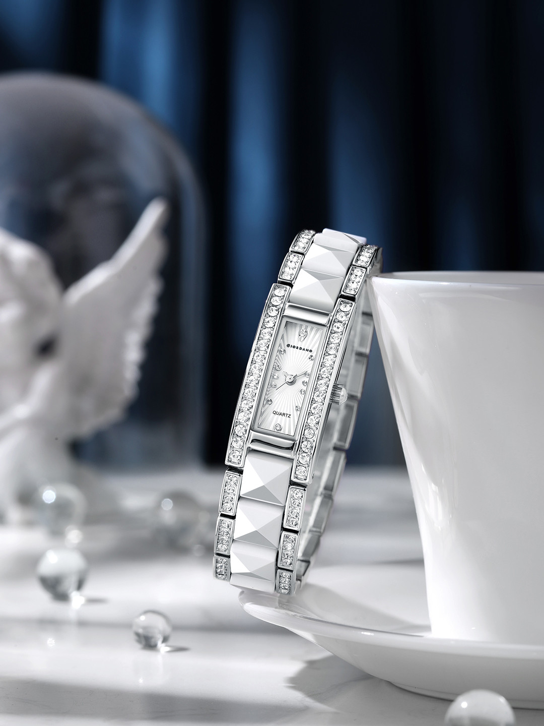 GIORDANO Women Embellished Dial & Stainless Steel Straps Analogue Watch GZ-60104-22