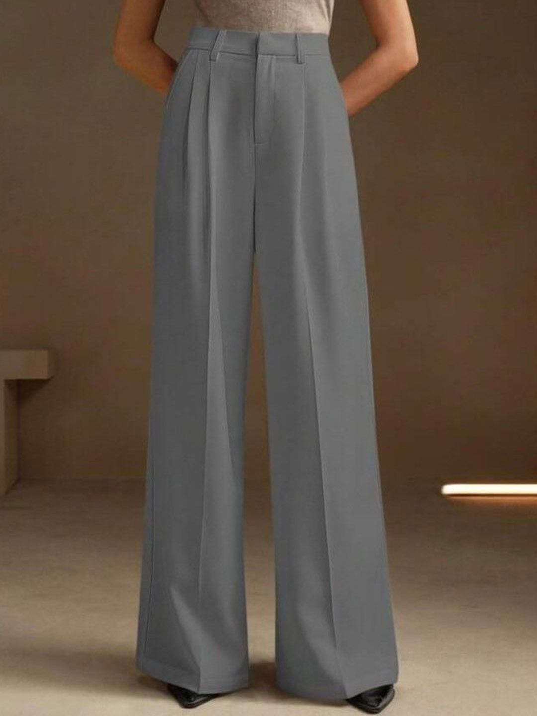 BROADSTAR Women Solid Smart Loose Fit High-Rise Easy Wash Pleated Trousers