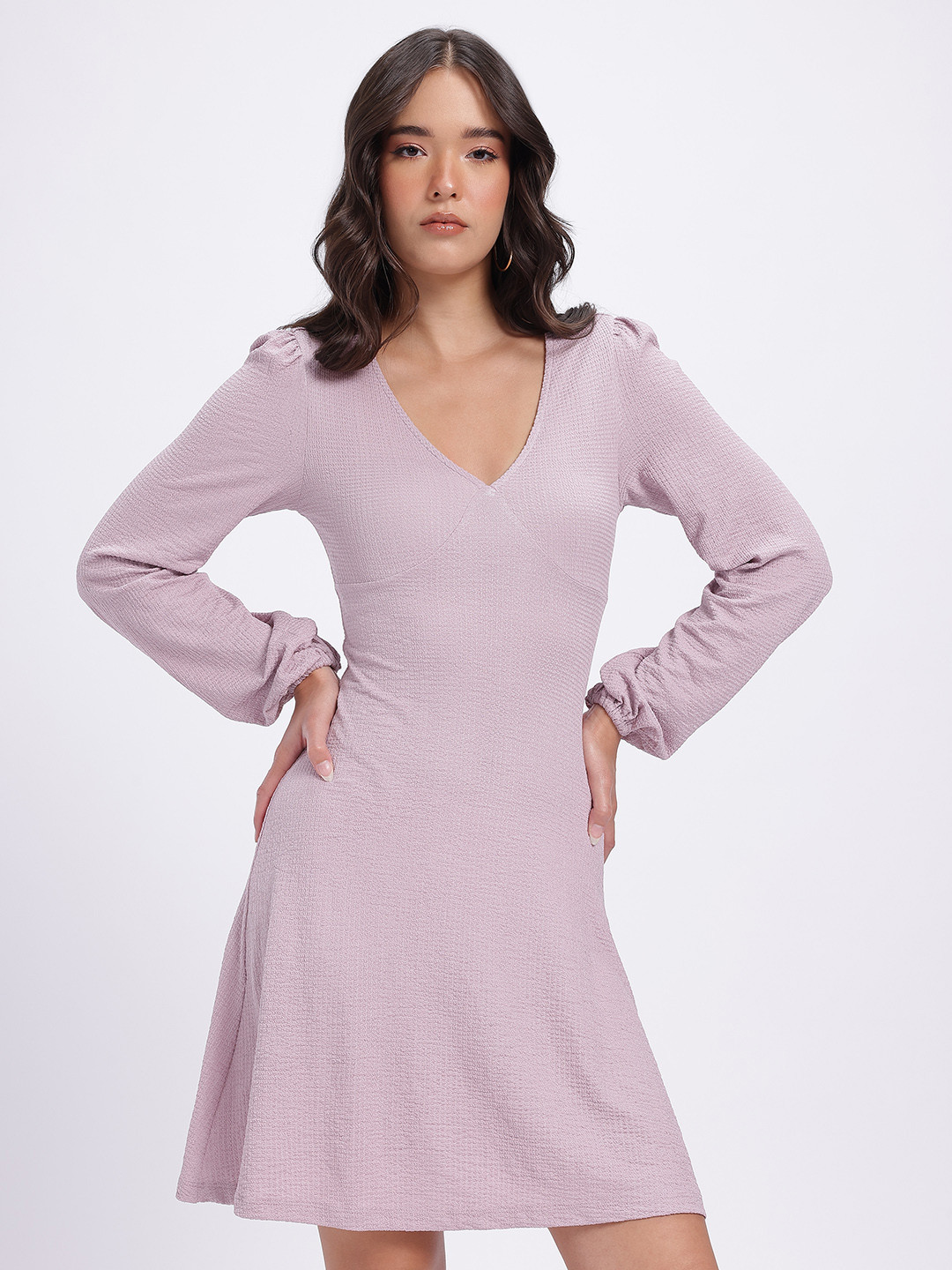 Lavender V-Neck Puff Sleeve Knee Length Dress