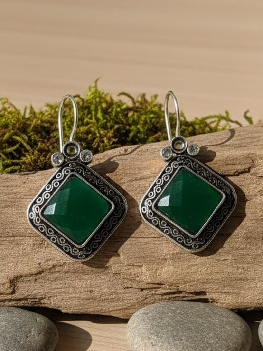 Mamata Silver-Plated Artificial Stones Studded Oxidised Diamond Shaped Drop Earrings