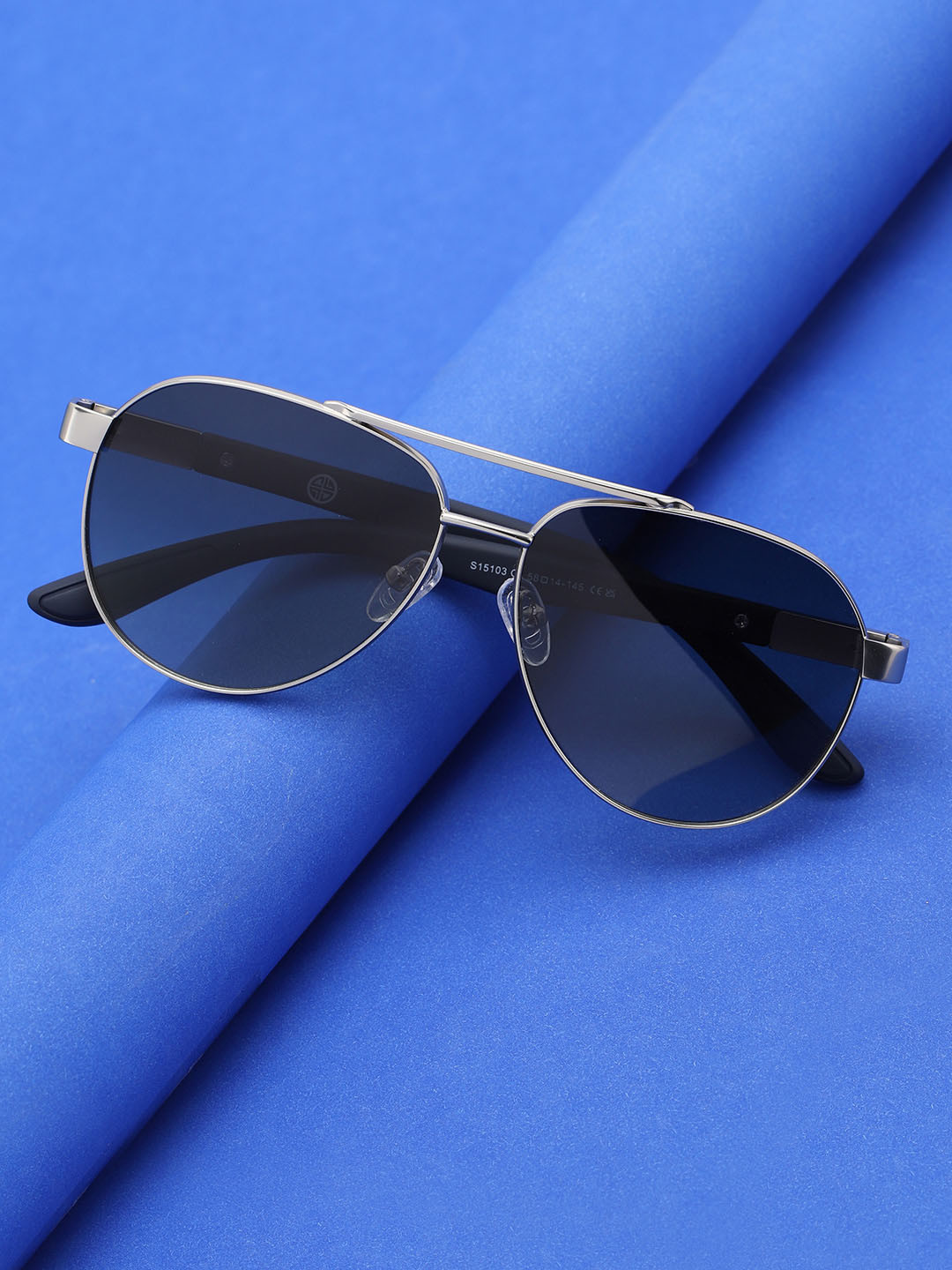 Carlton London Unisex Aviator Sunglasses With UV Protected Lens CLSU521