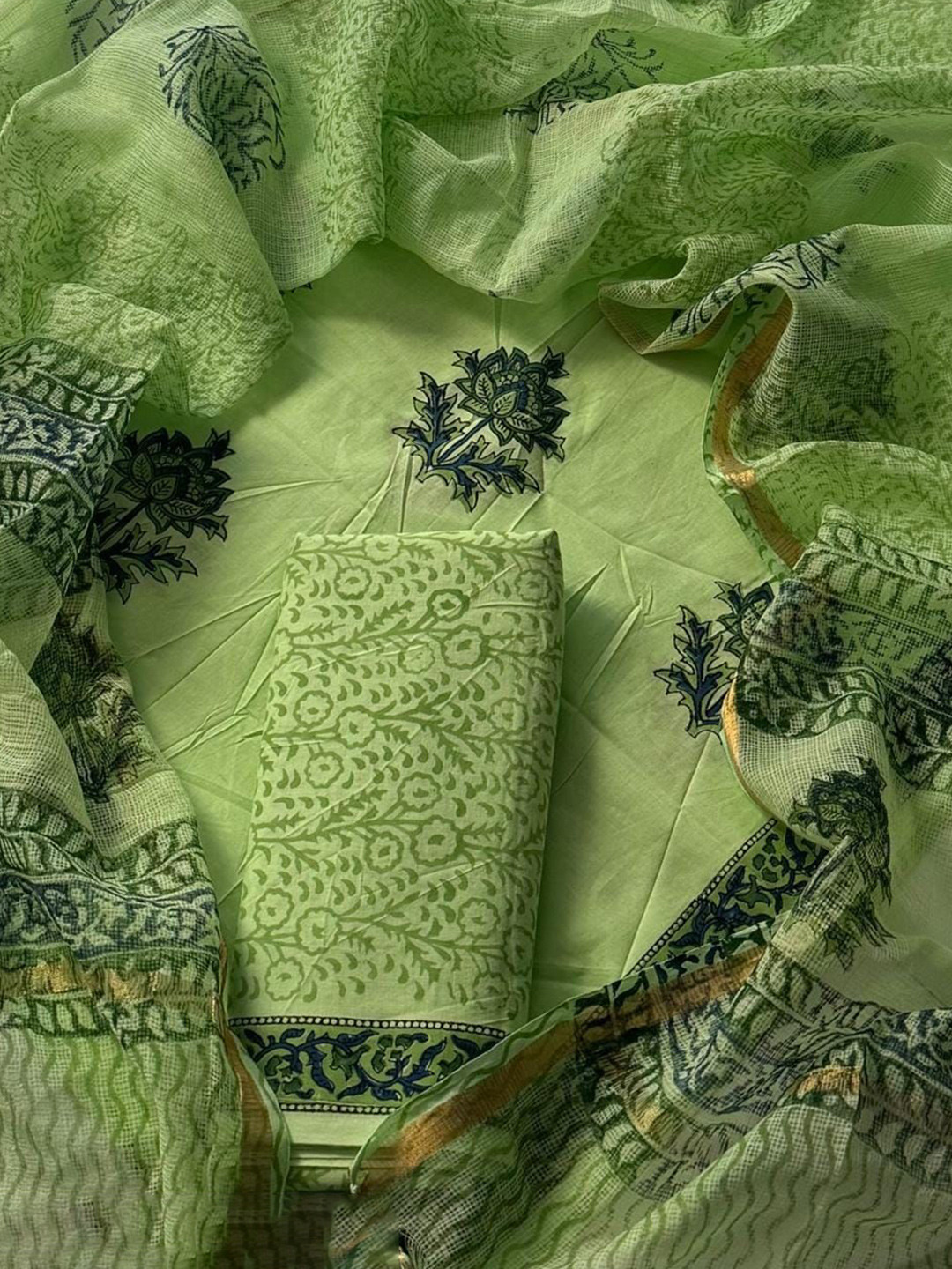 Khatri Creations Elagant Floral Printed Pure Cotton Unstitched Dress Material