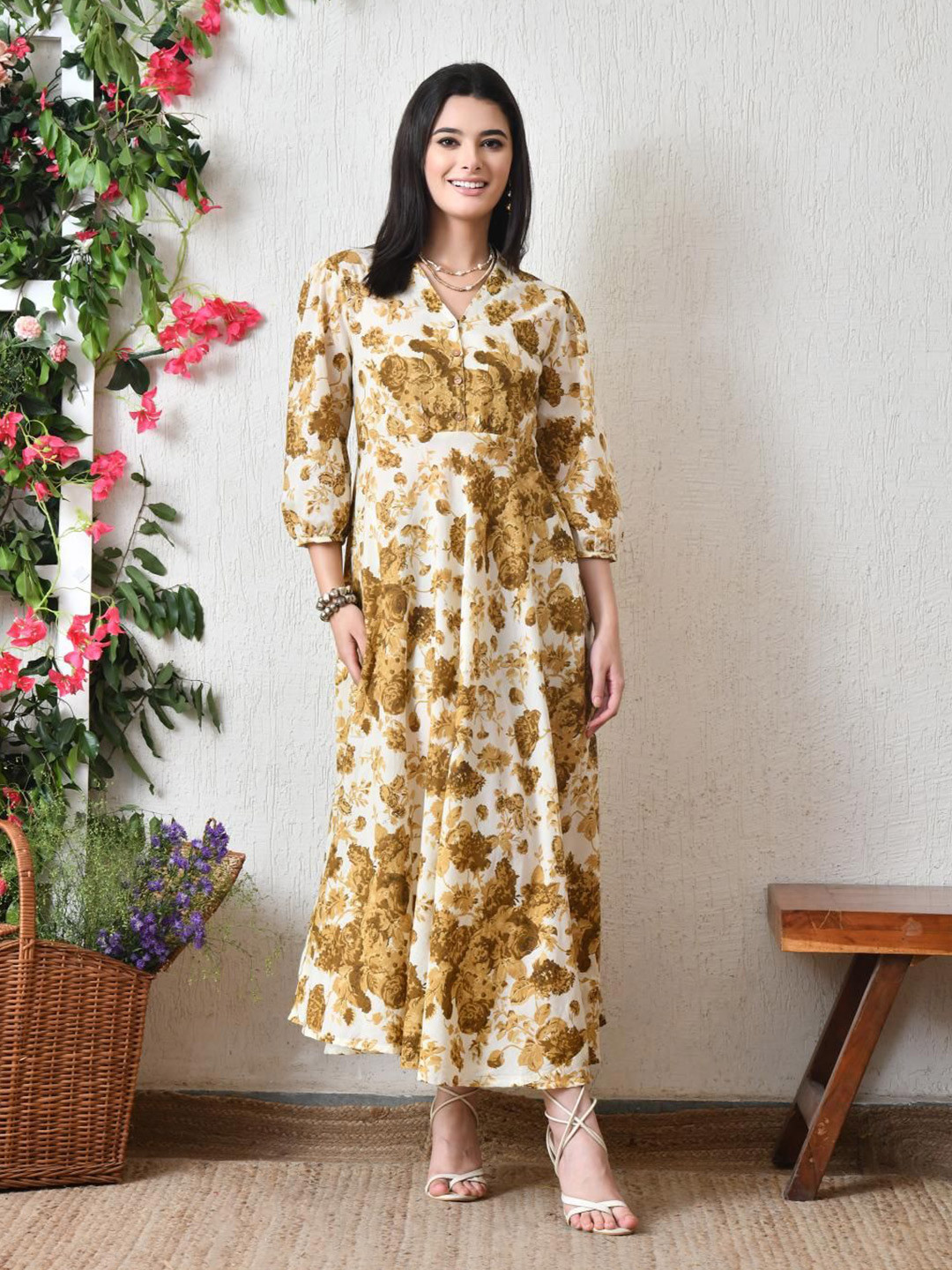 DECKEDUP Sunlit Floral Printed V-Neck A-Line Three Quarter Sleeves Cotton Maxi Dress