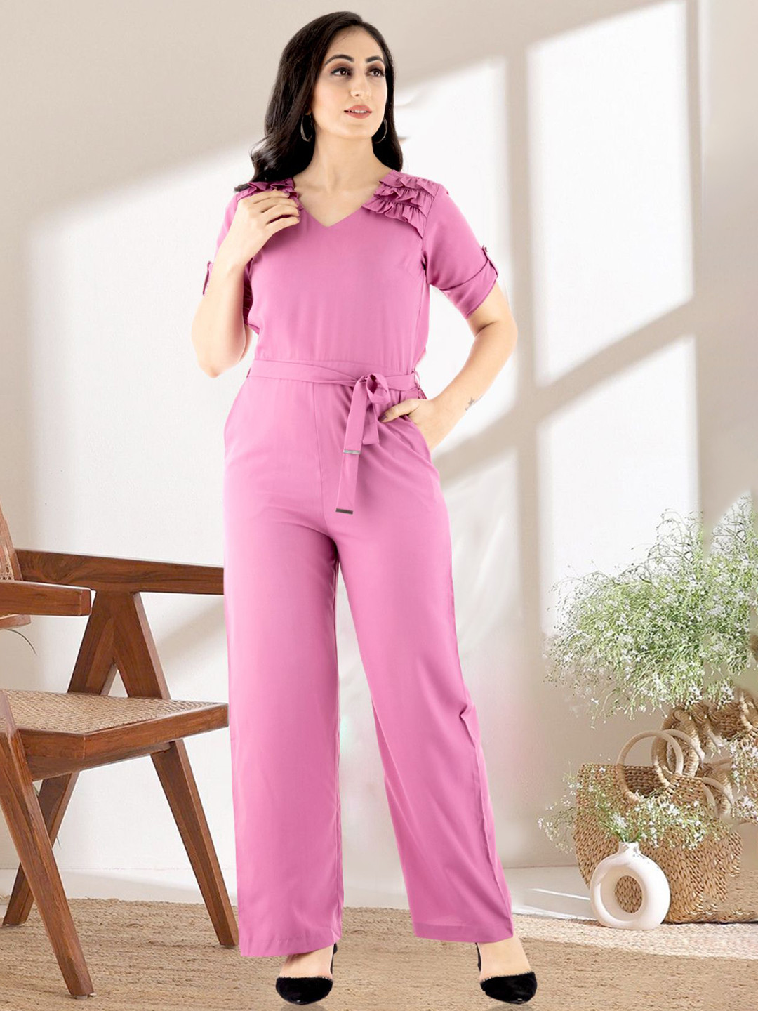 THE FAB FACTORY V-Neck Waist Tie-Ups Basic Jumpsuit
