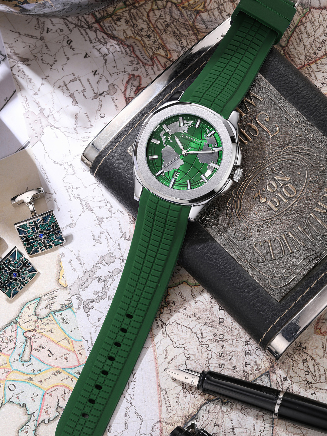 GIORDANO Men Dial & Textured Straps Analogue Watch GZ-50147-05