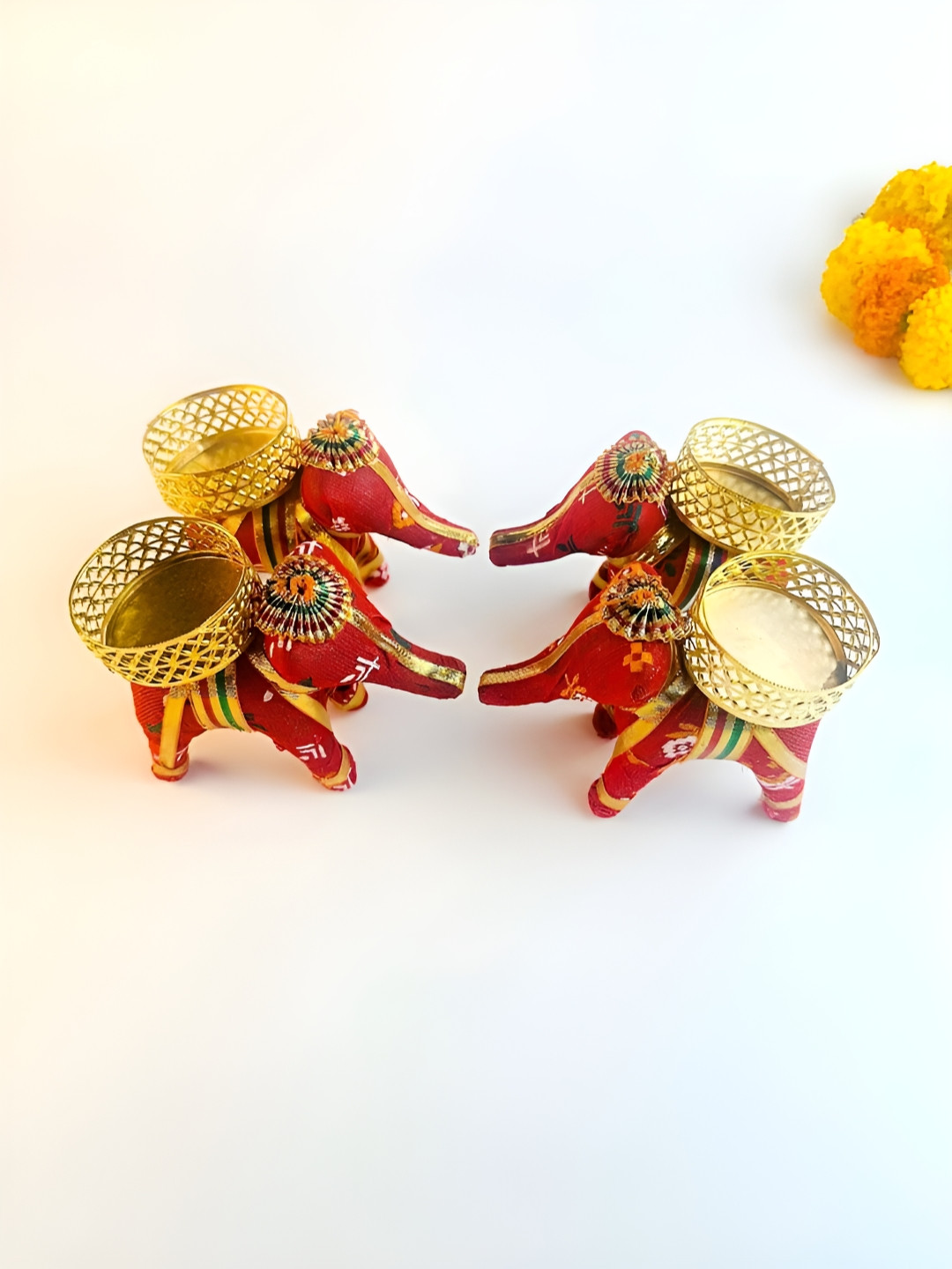 Giftii Red & Gold-Toned 4 Pieces Elephant T-Light Candle Holder