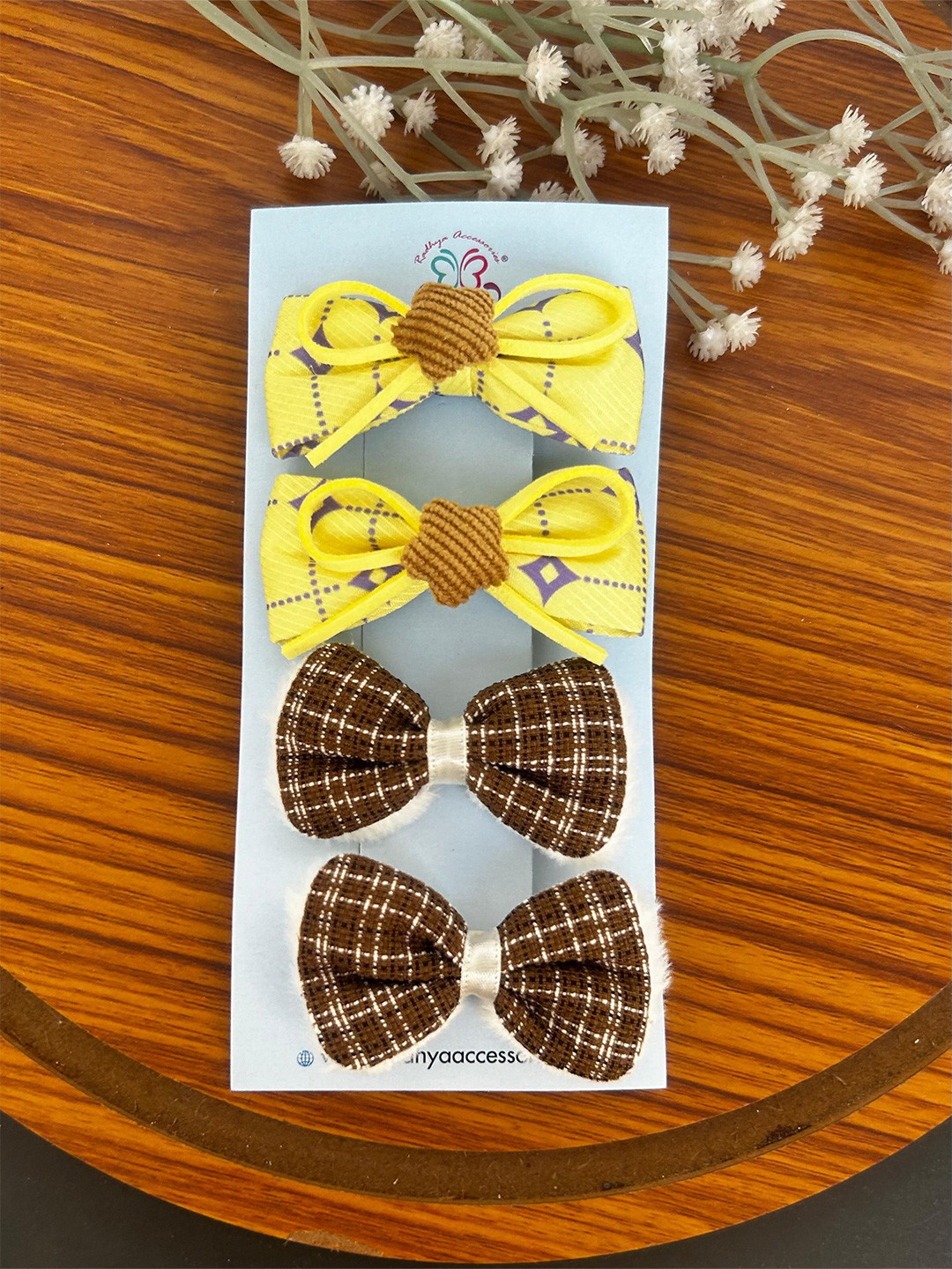 Radhya Accessories Women Set of 4 Alligator Cute Hair Clip