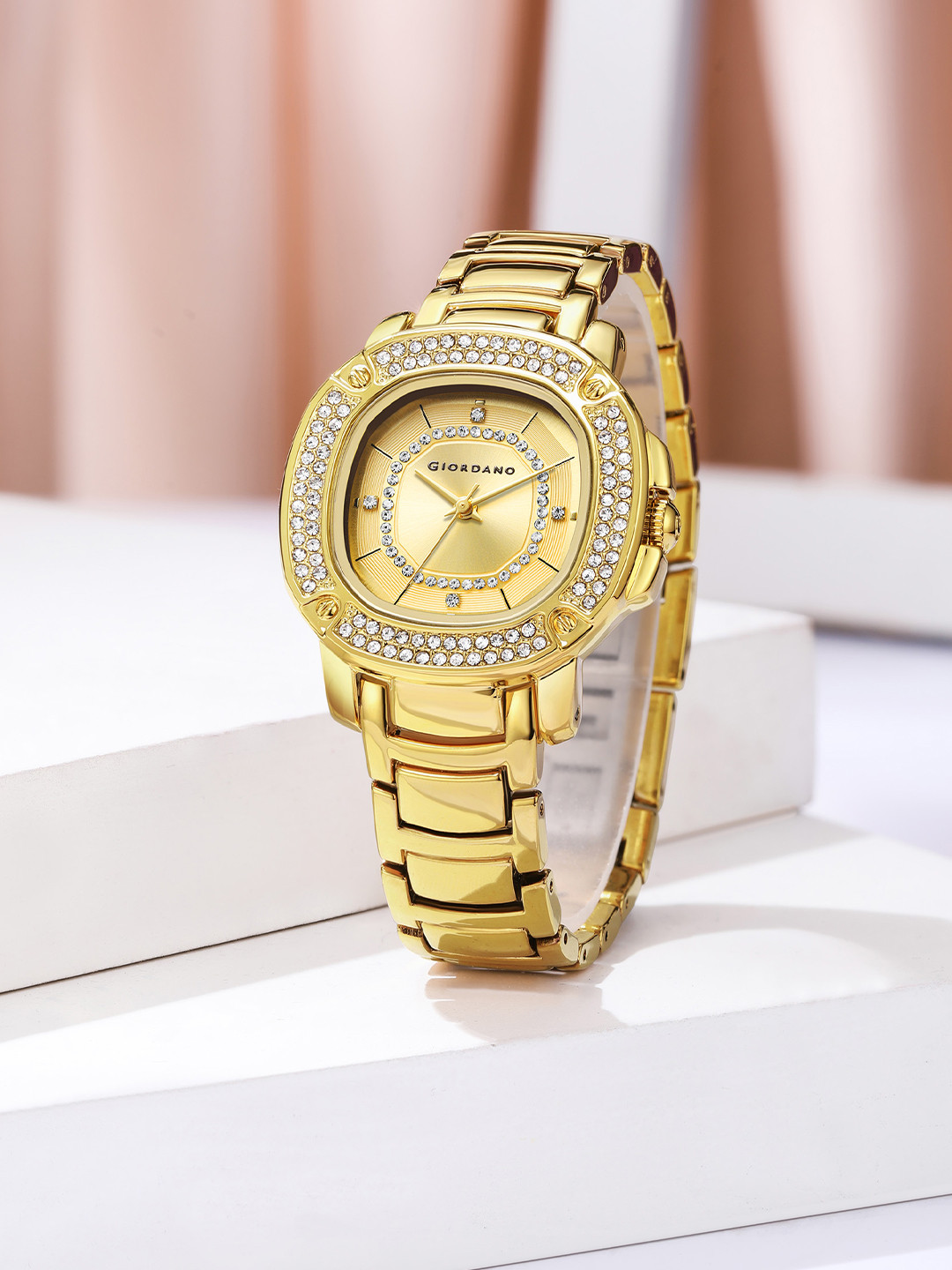 GIORDANO Women Embellished Dial & Stainless Steel Bracelet Style Straps Watch GZ-60109-33