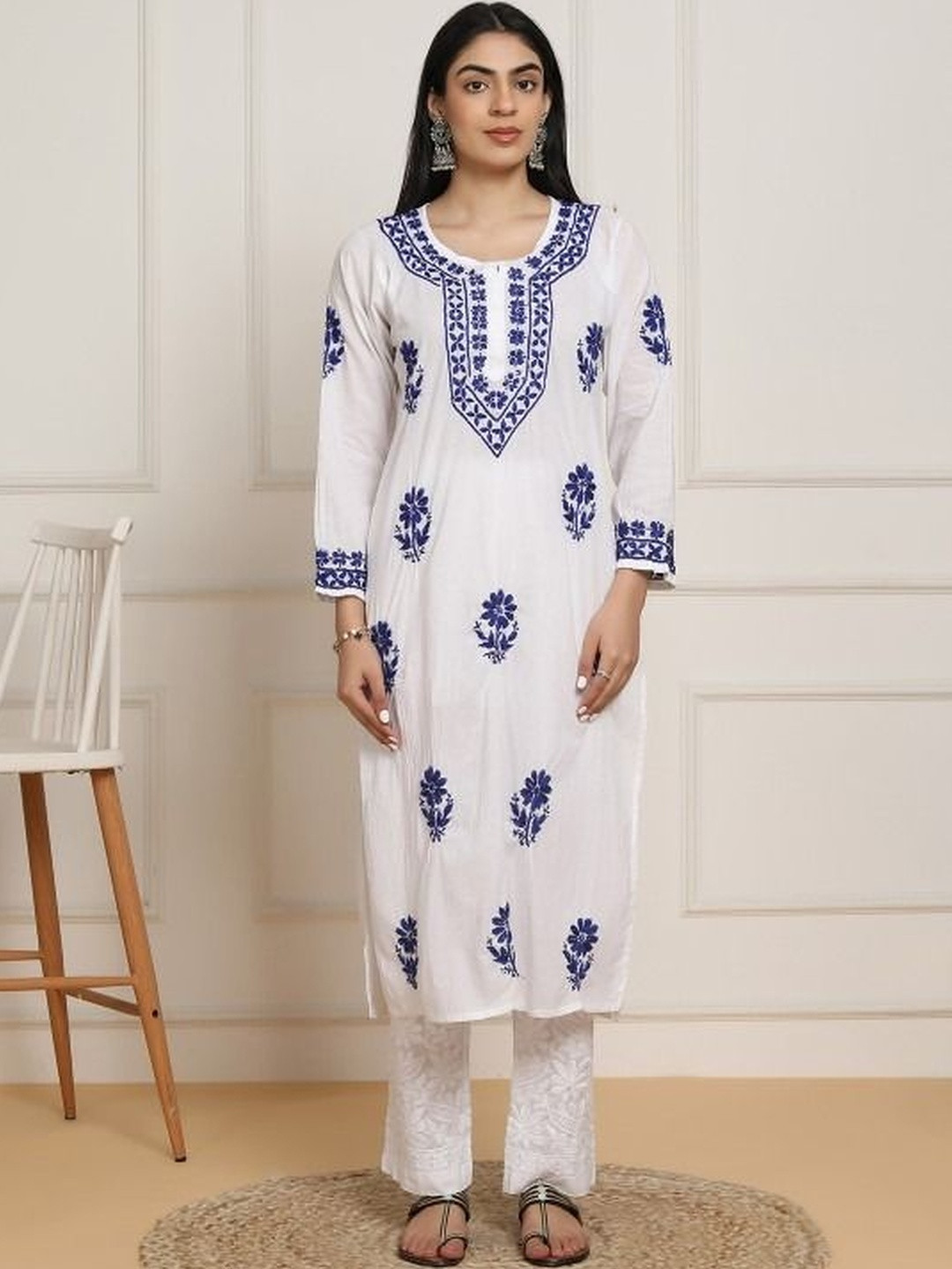 MALABIS Floral Chikankari Pure Cotton Chikankari Kurti