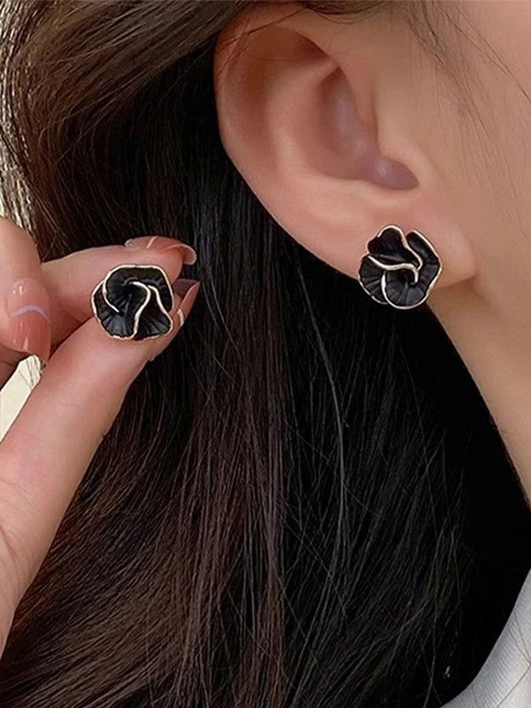 Jewelfy Black Rose Flower Stud Earrings