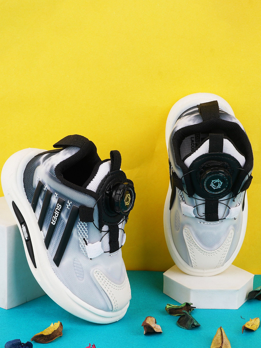 BAESD Kids Mesh Training Or Gym Non-Marking Shoes