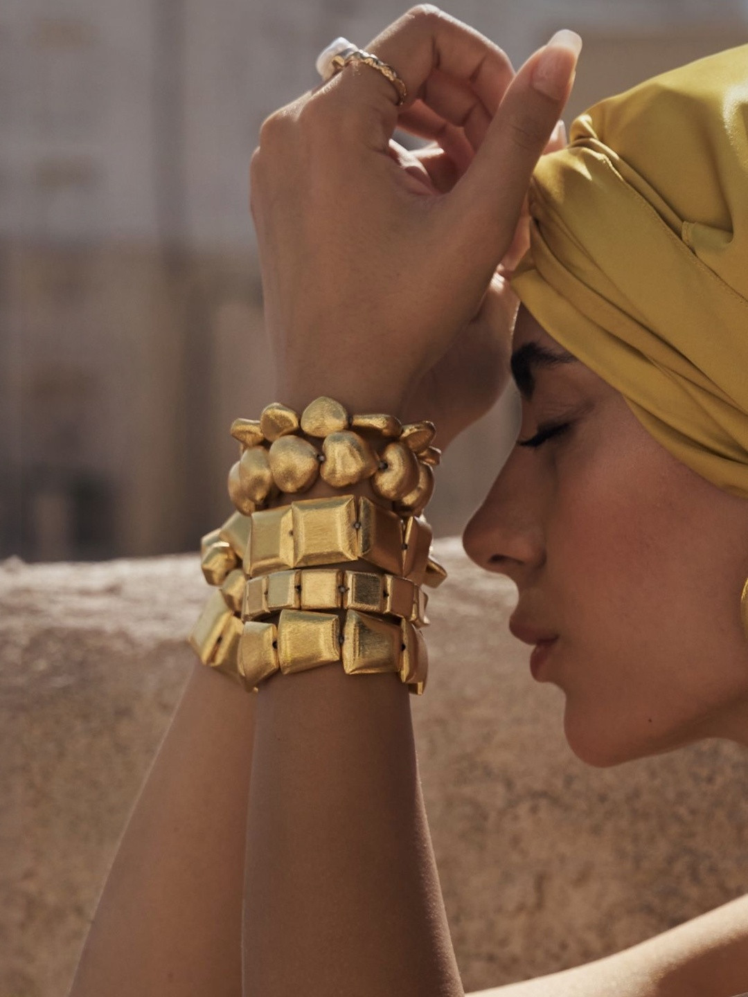 Amossh Set Of 5 18K Gold-Plated Anti Tarnish Elasticated Bracelets