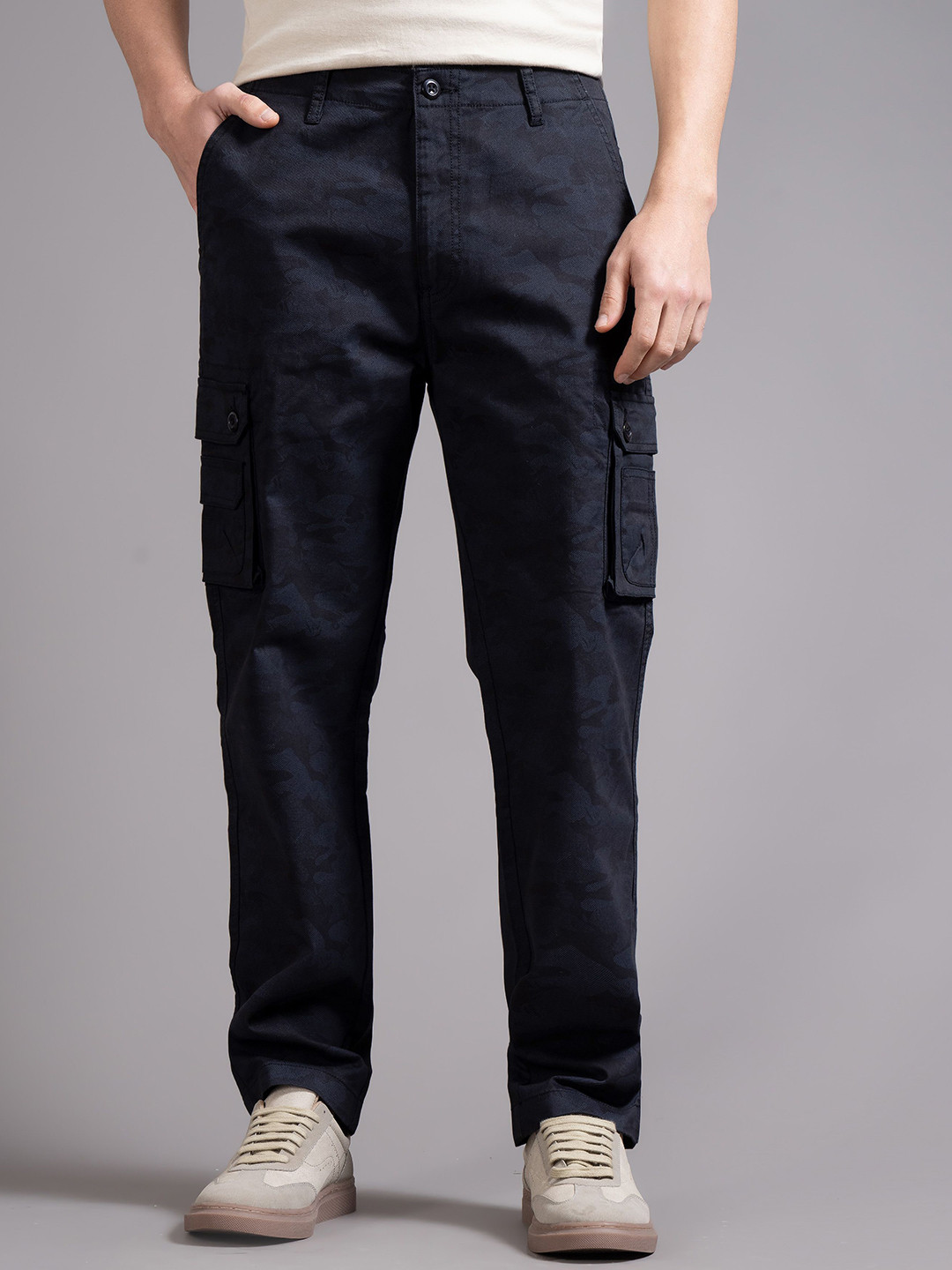 British Club Men Camoflaugue Printed Smart Relaxed Fit Mid-Rise Cotton Cargo Trousers