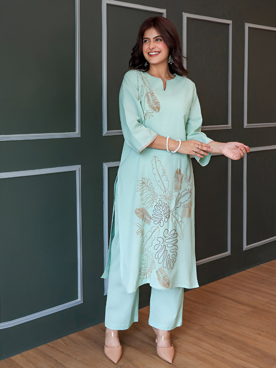 Aadews Women Floral Embroidered Cotton Kurta with Trousers