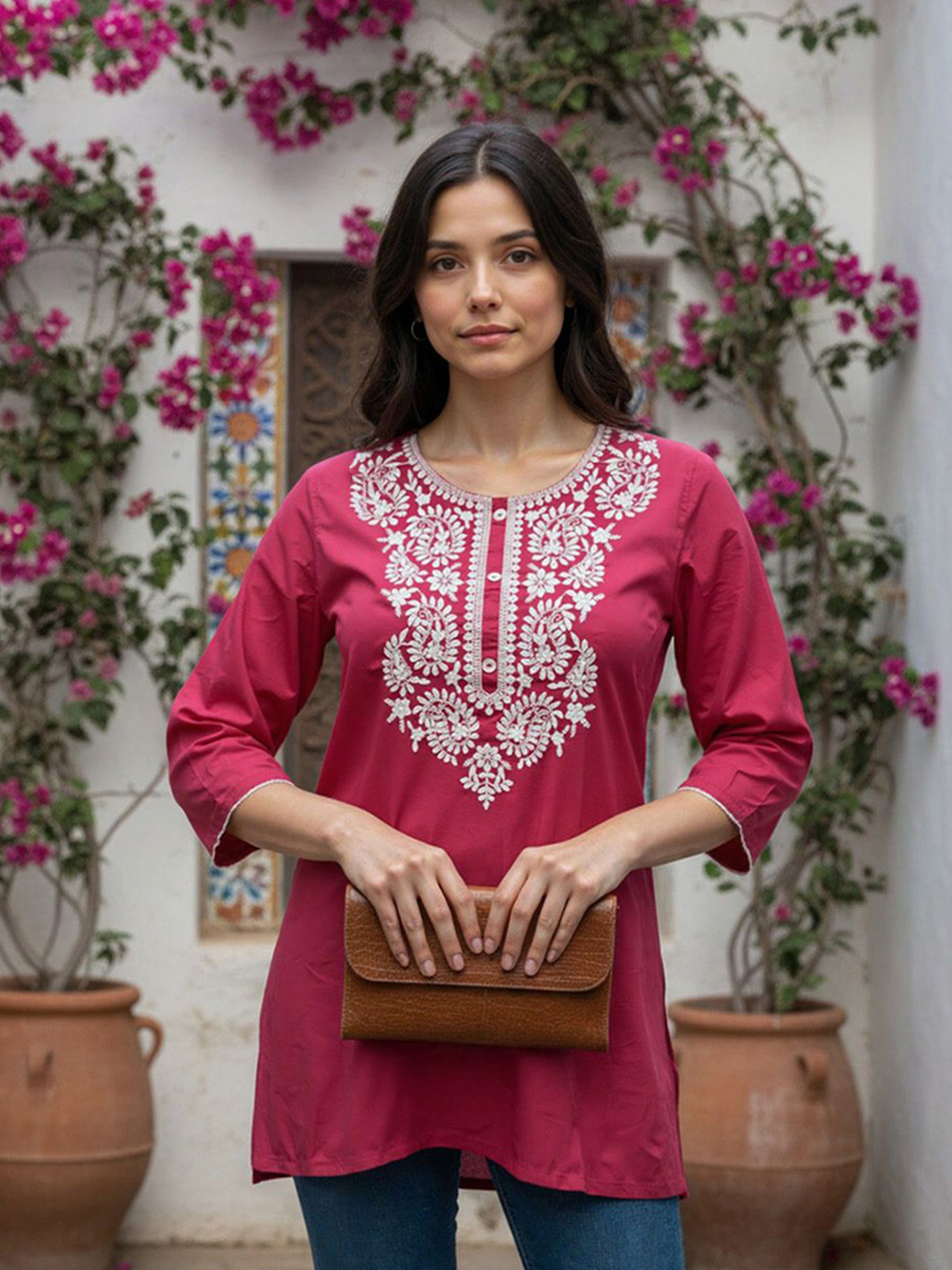 Rangita Floral Embroidered Thread Work Straight Short Kurti