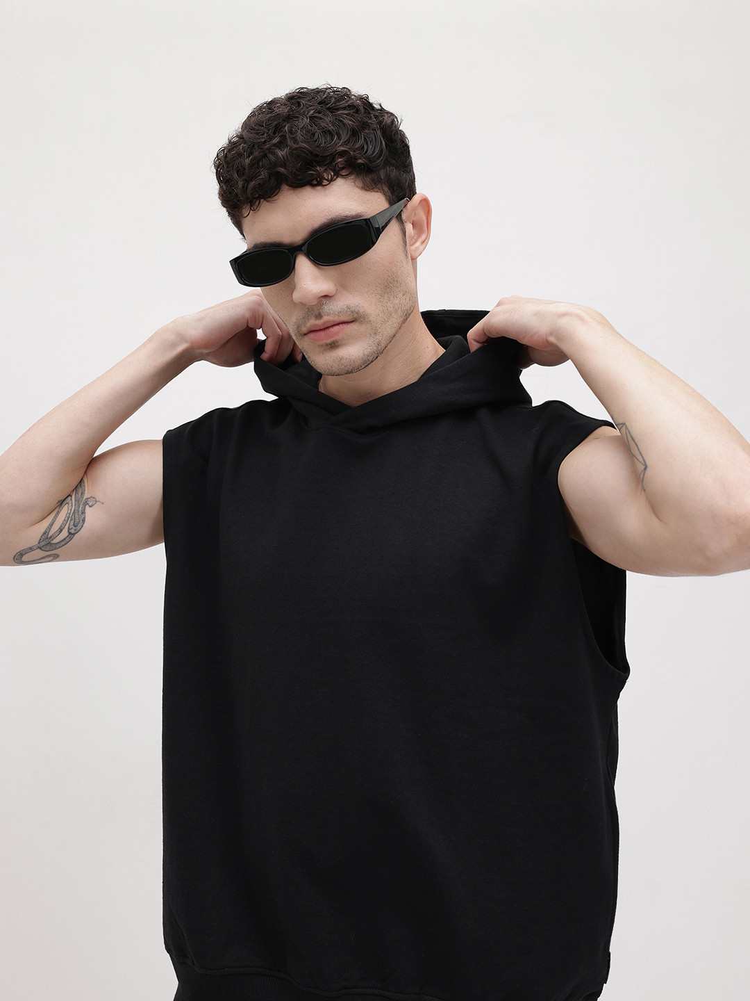 The Roadster Life Co. Men Hooded Oversized Sweatshirt