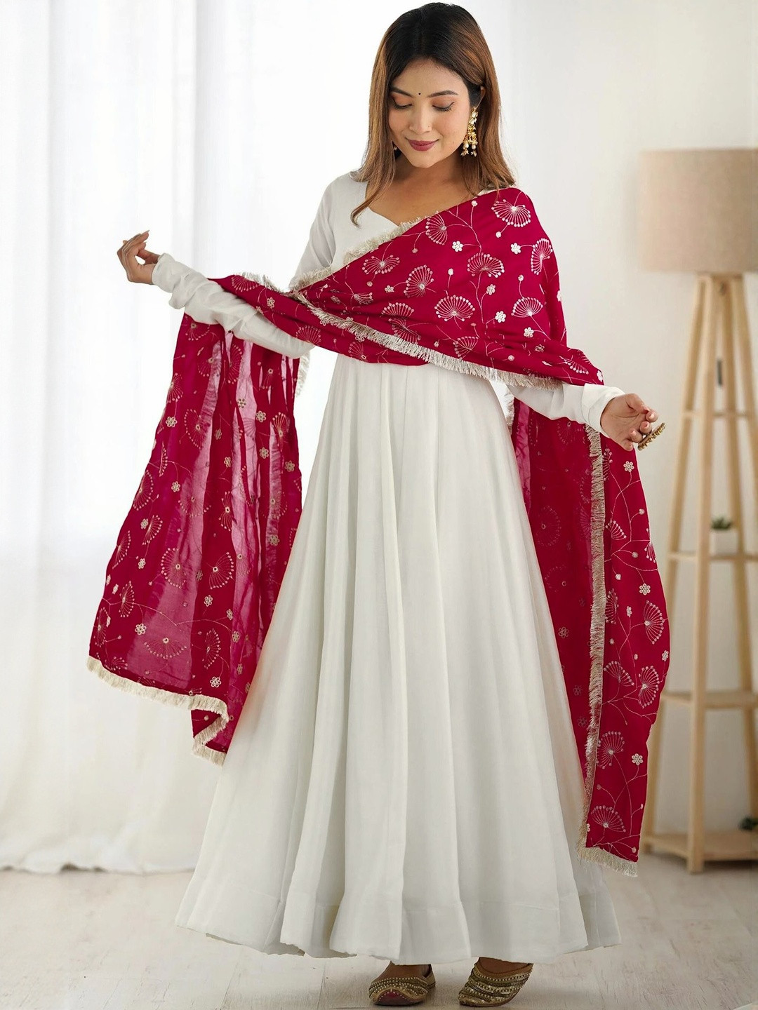 ATOXIC Women White & Pink Solid Georgette Kurta With Embroidered Thread Work Dupatta