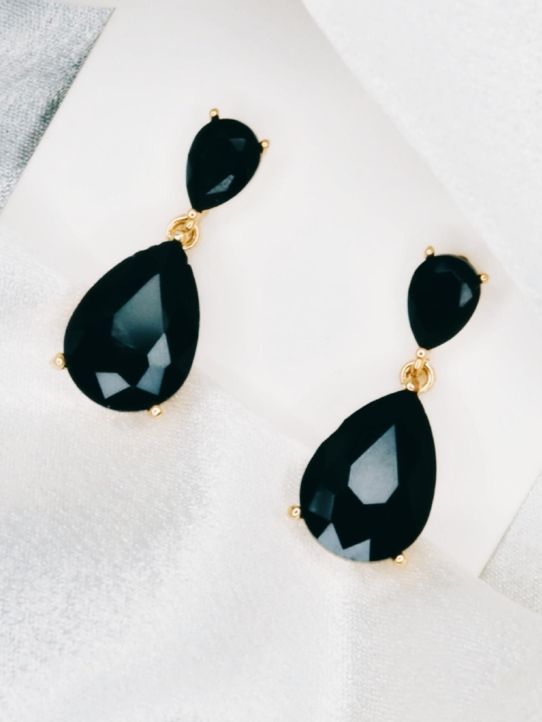 PALAK SAXENA Artificial Stones Studded Teardrop Shaped Drop Earrings