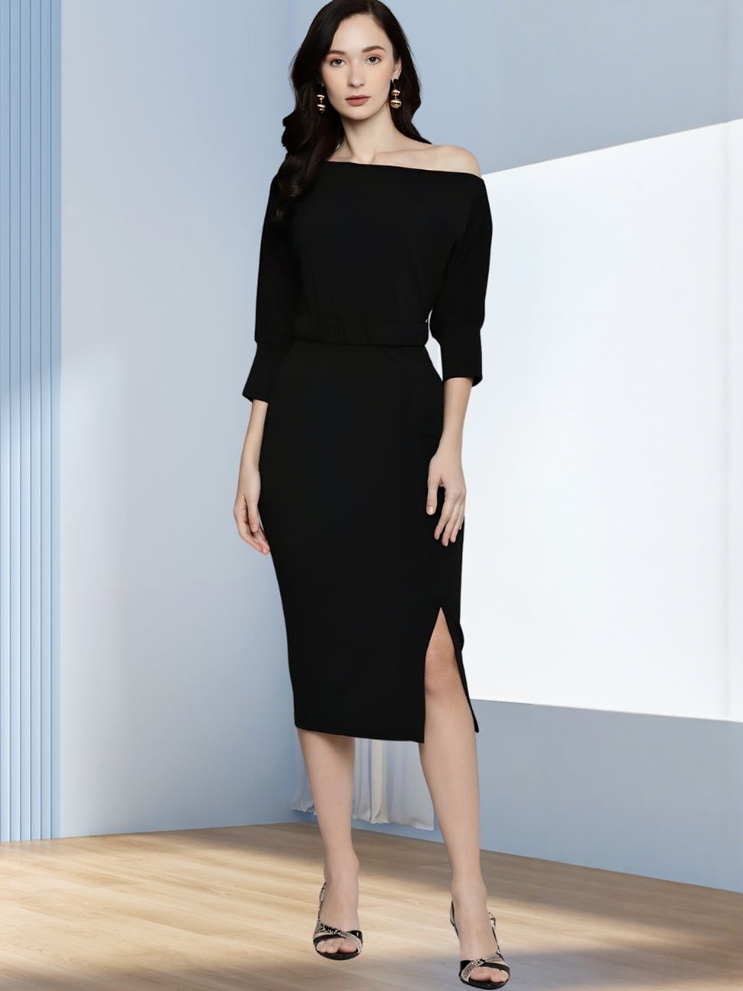WATAY Women Solid Off-Shoulder Sheath Dress