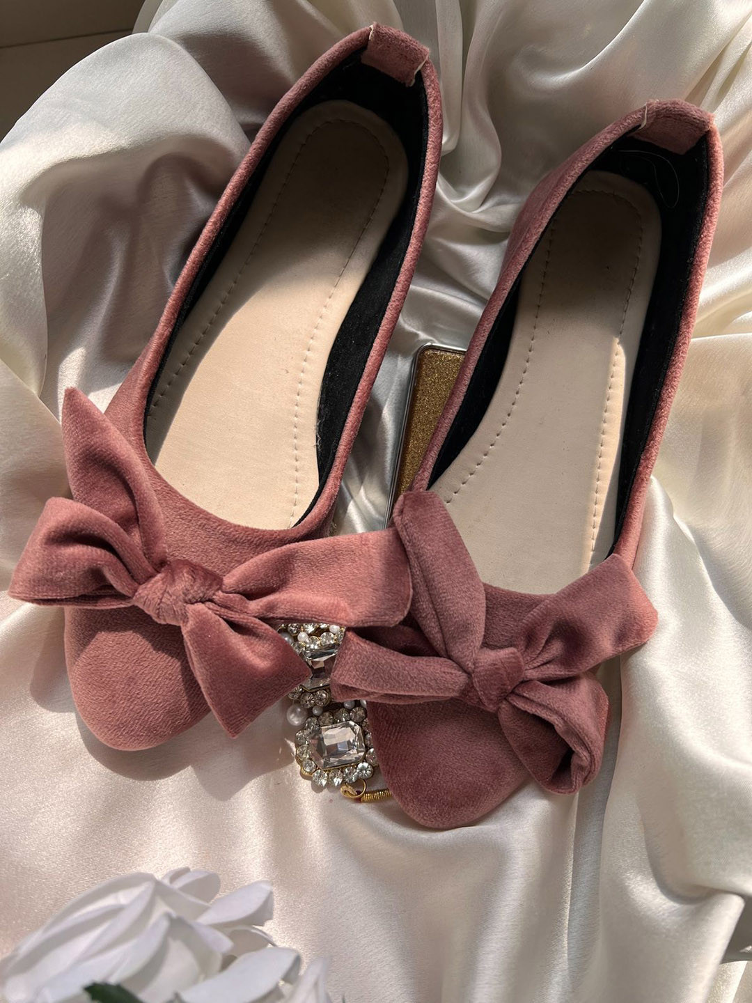 Enjee Sheherkesole Women Open Toe Flats with Bows