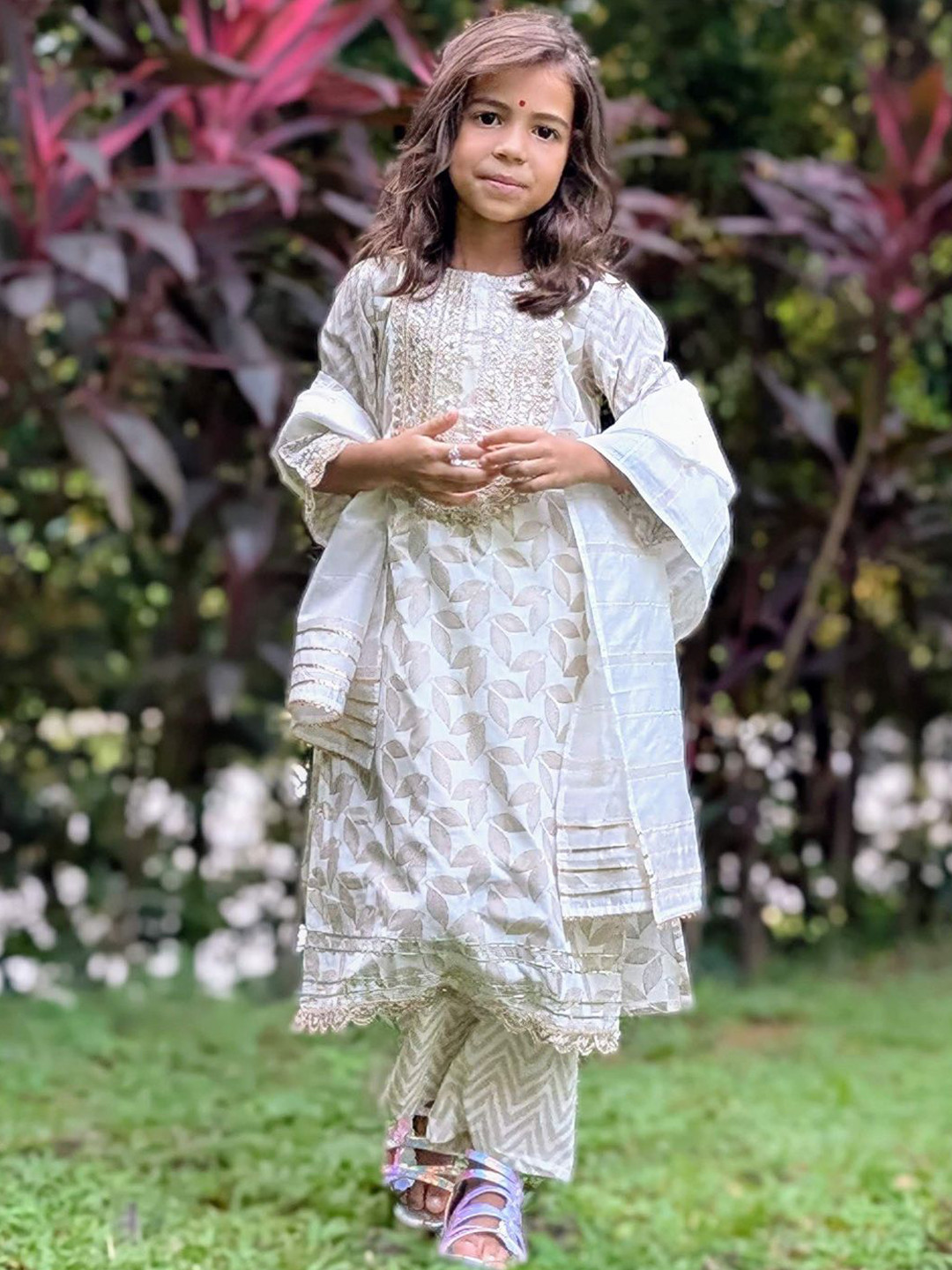 NIMBU Girls Floral Embroidered Round Neck Sequinned Cotton Kurta with Salwar & Dupatta