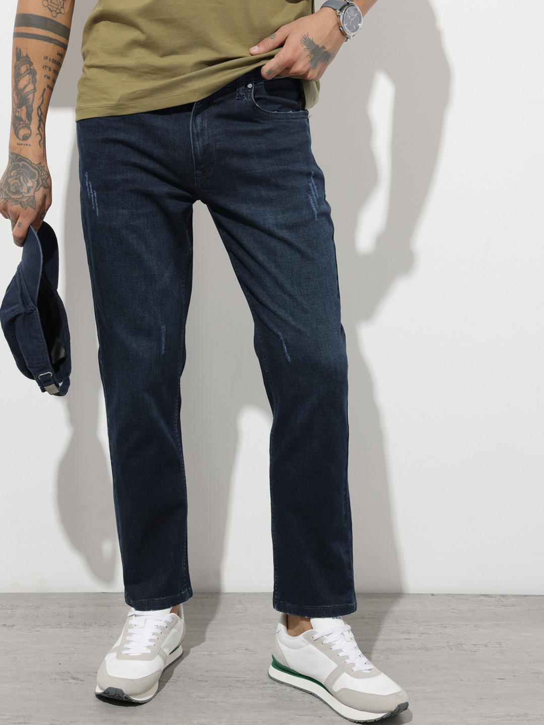 The Roadster Life Co. Men Slim Fit Low Distress Light Fade Stretchable Jeans