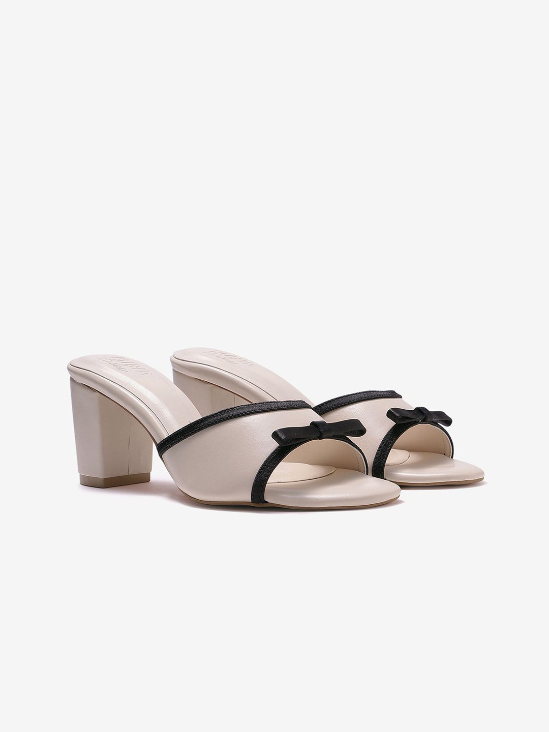Pair ie Tales Leather Party Block with Bows
