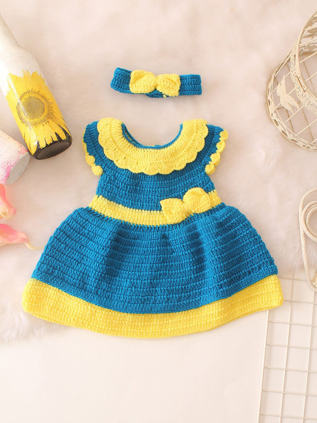 Woonie Girls Crochet Colourblocked Bow Applique Fit & Flare Dress With Headband