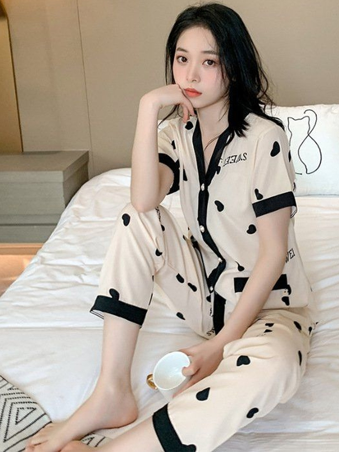 DressBerry Women White Polyester Printed Lungee Wear Co-Ords