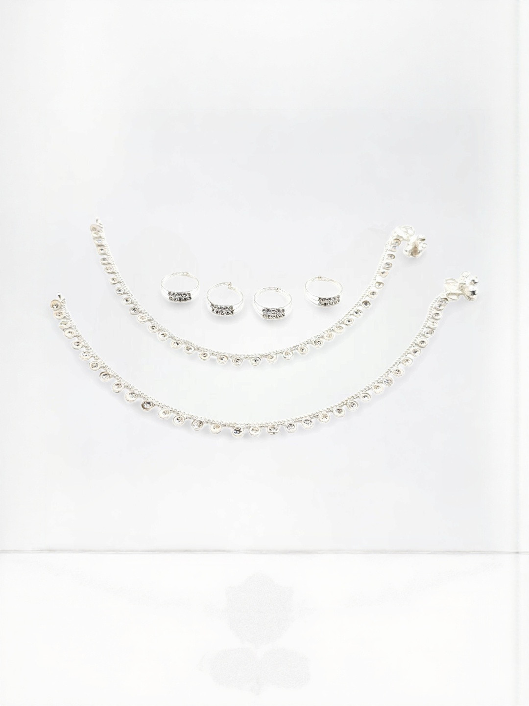 BR Ornaments Women Pair Of Silver-Plated Artificial Stones Anklets With Four Toe Rings