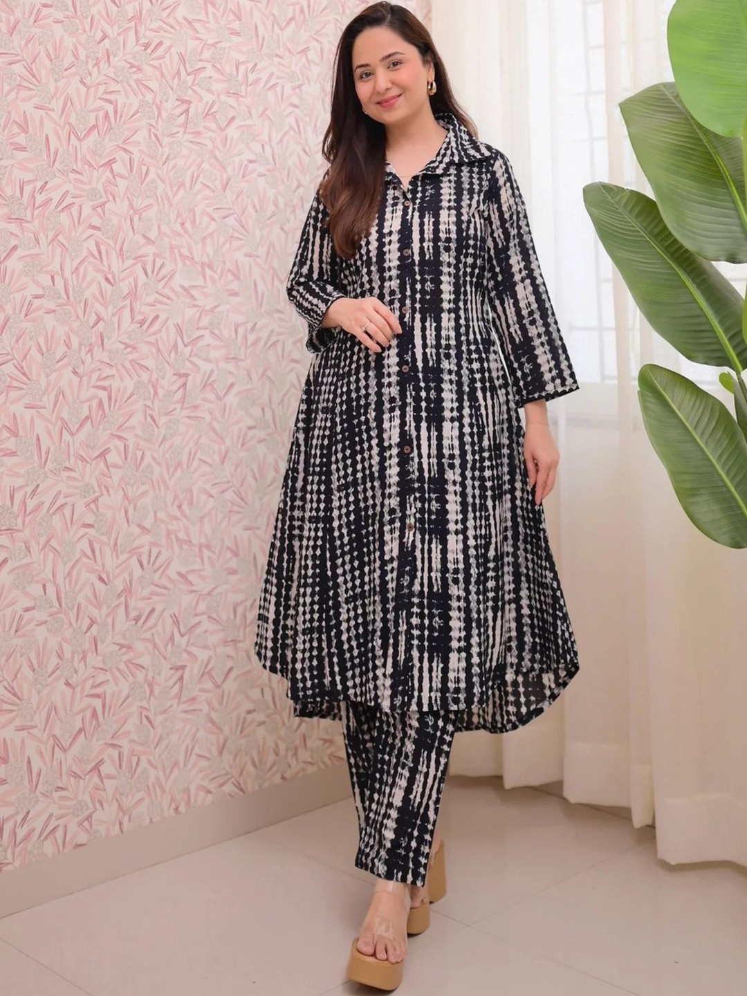 NavNari Printed Polo Collar Pure Cotton Tunic With Trouser