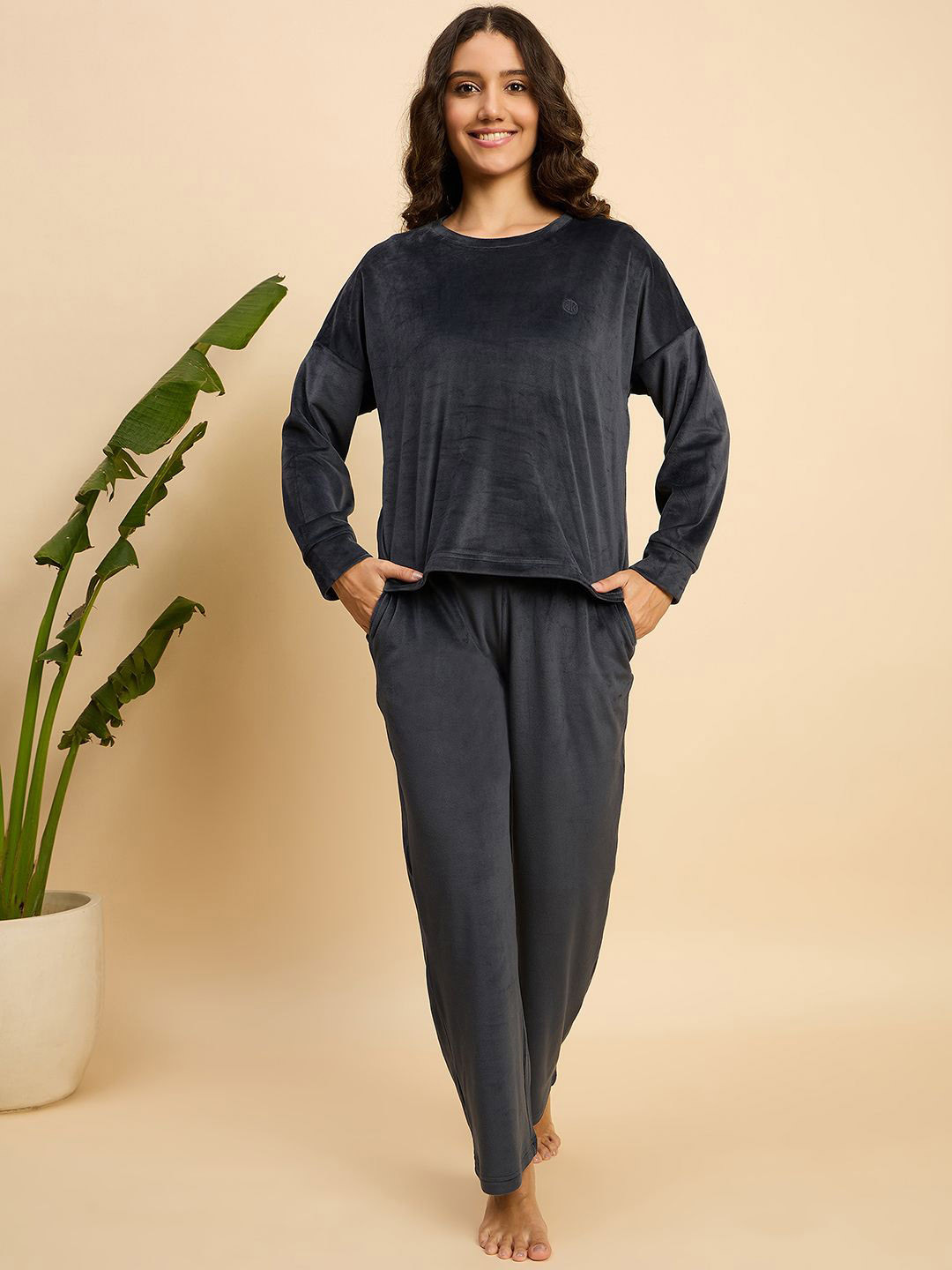 KIZA Women Solid Top & Pyjama Velvet Night suit