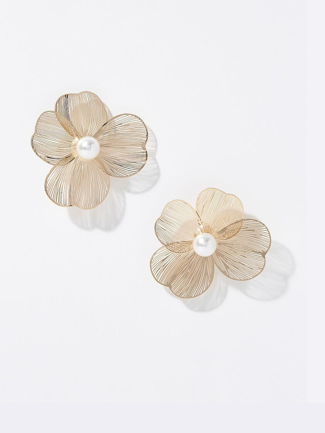 Jewelfy Women Alloy Floral Studs Earrings