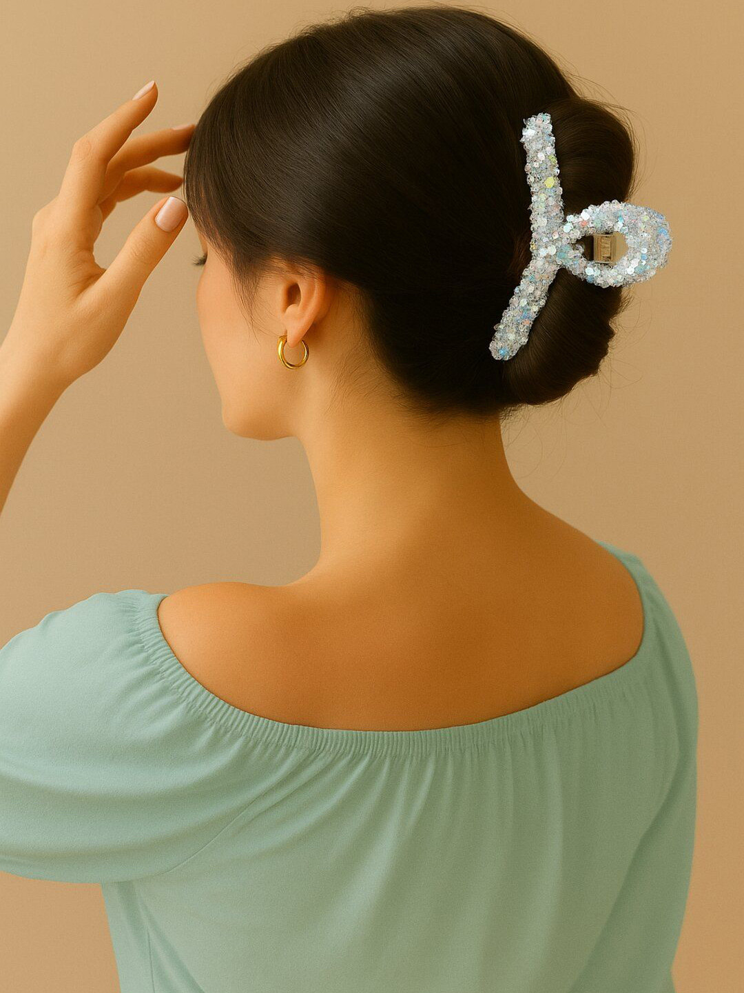 Haute Handles Women Embellished Claw Clip