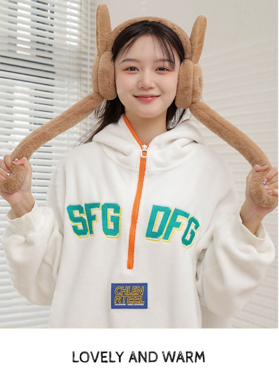 TOMKOT Moving Ears Earmuff Cap